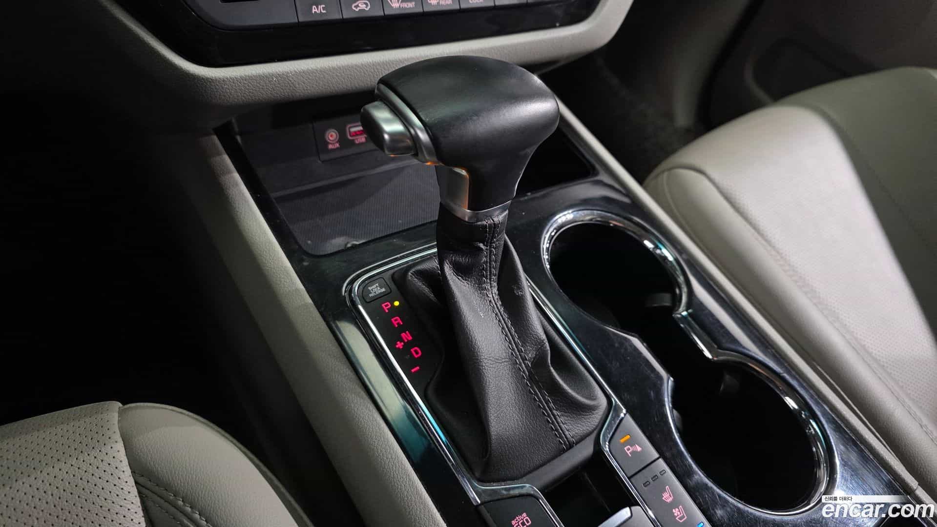Canival Kia 2019.0-INNER-009