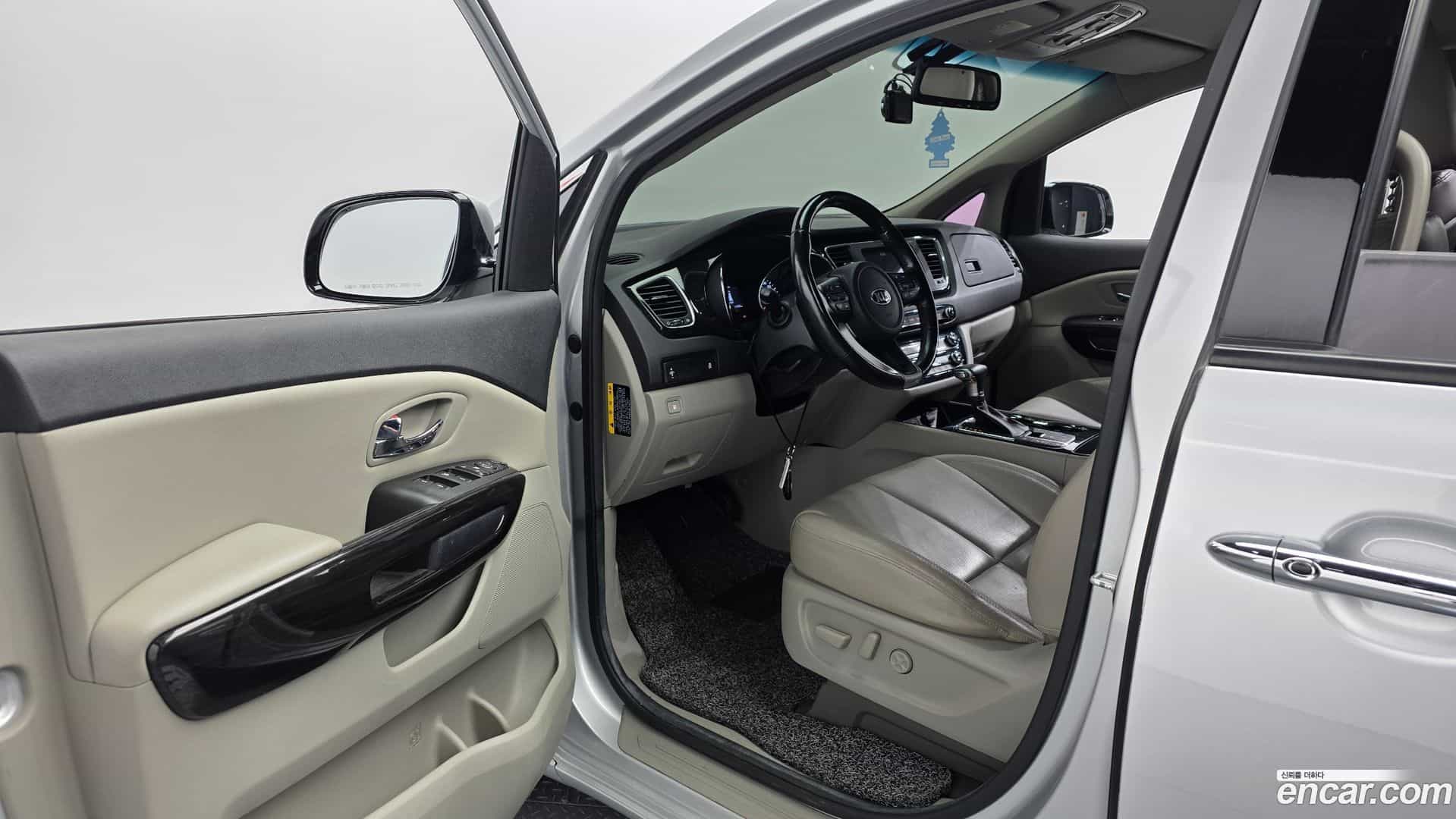 Canival Kia 2019.0-INNER-010