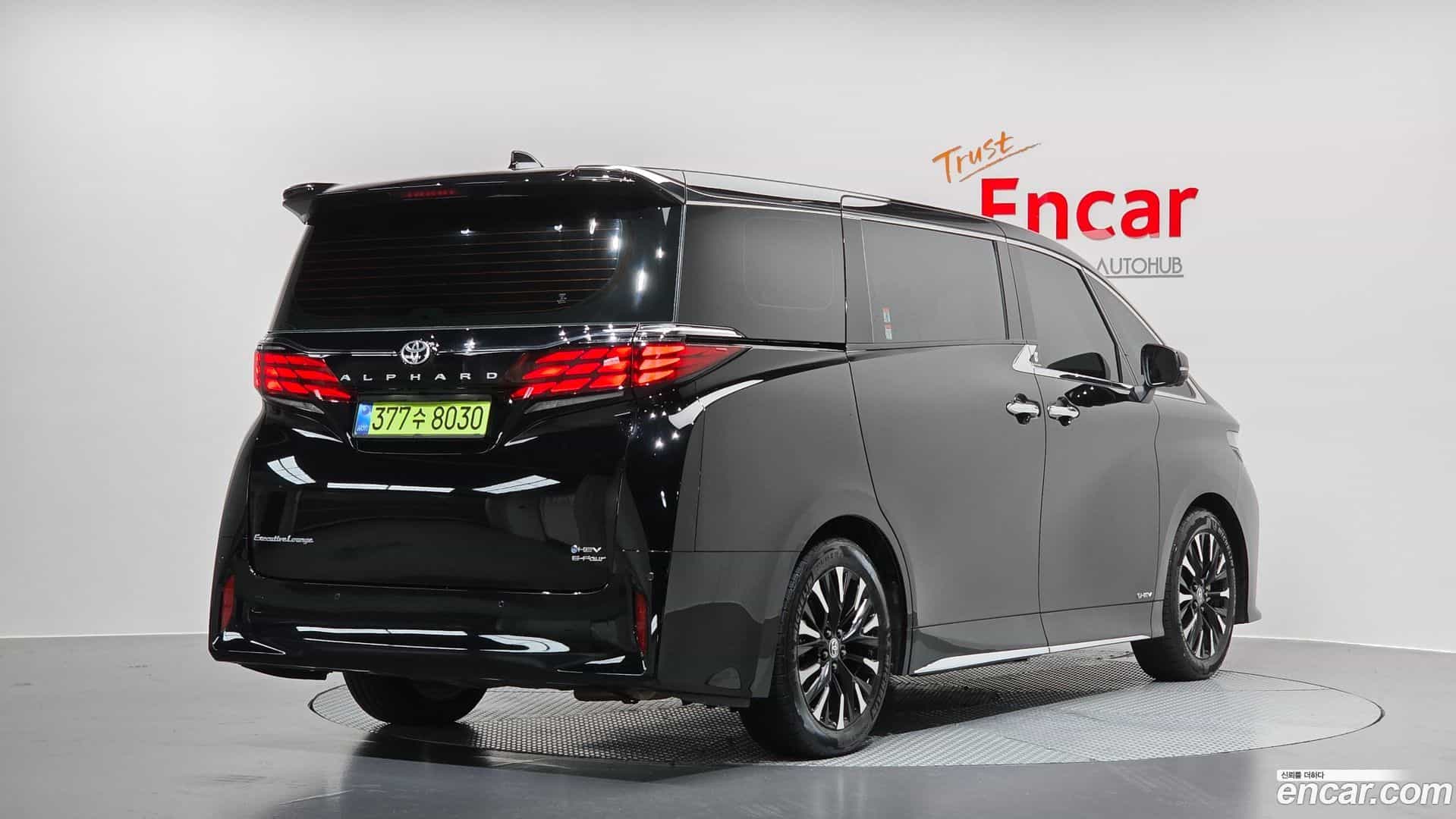 Alphard Toyota 2025.4-OUTER-002