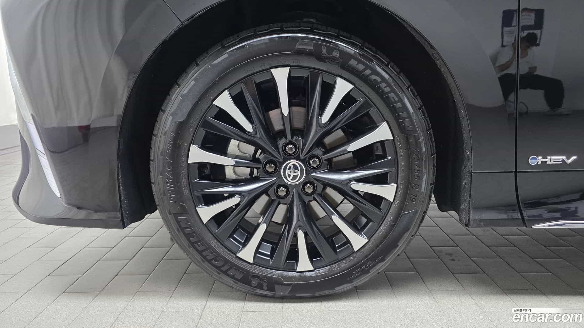 Alphard Toyota 2025.4-OUTER-005