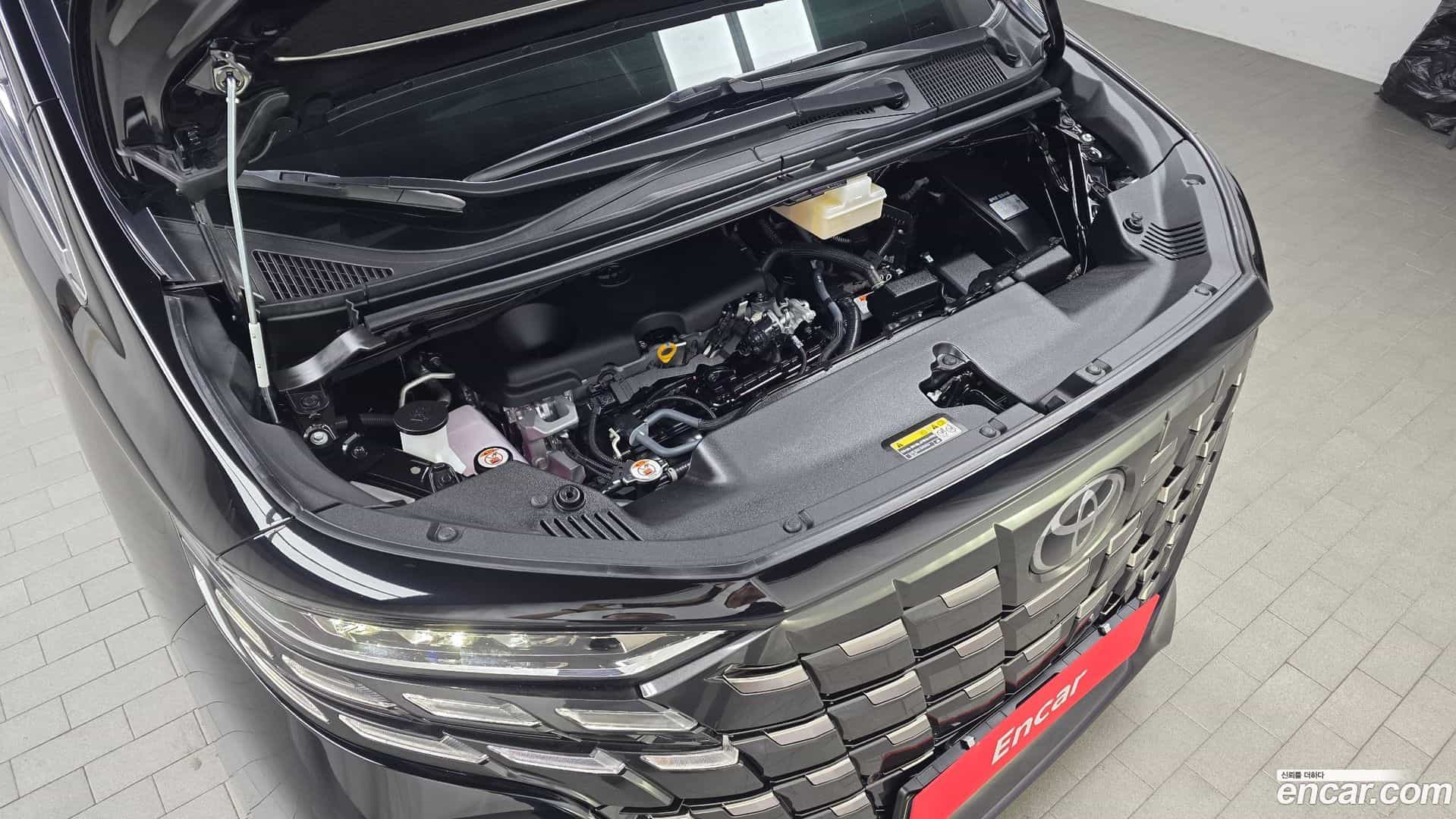 Alphard Toyota 2025.4-OUTER-006