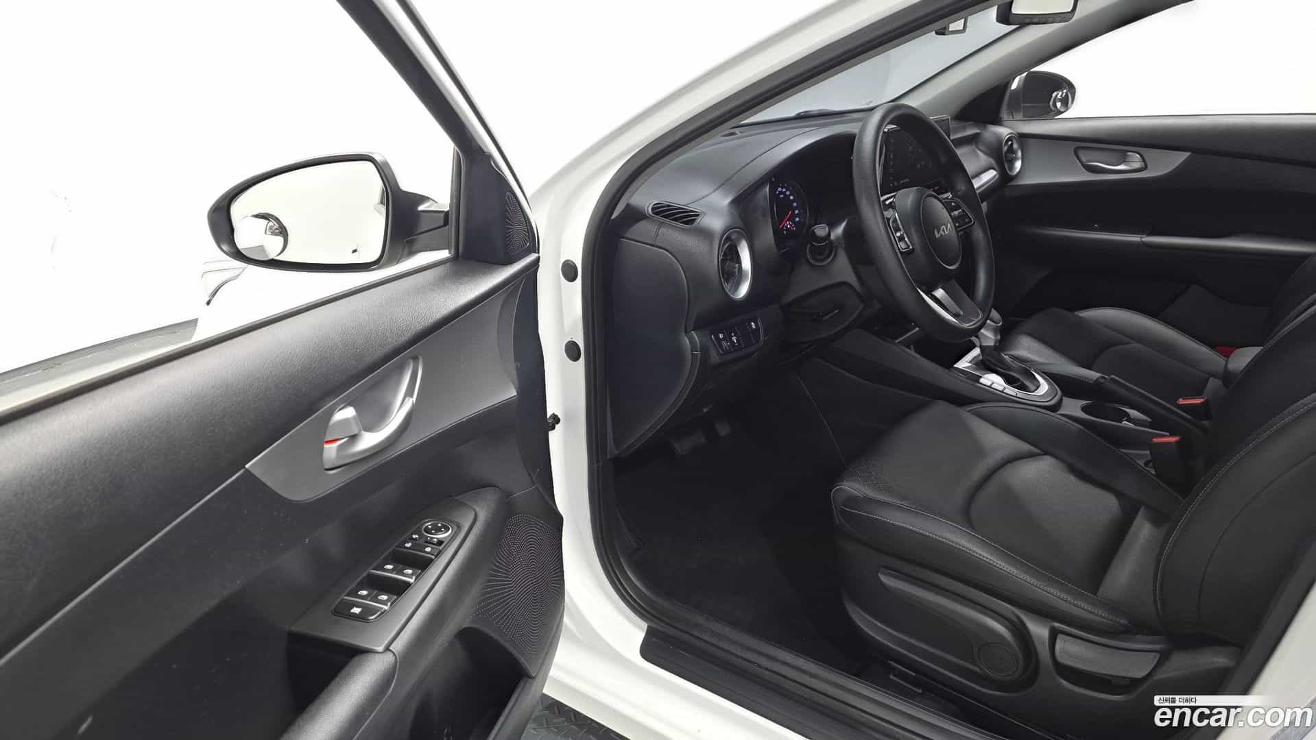 K3 Kia 2022.5-INNER-010