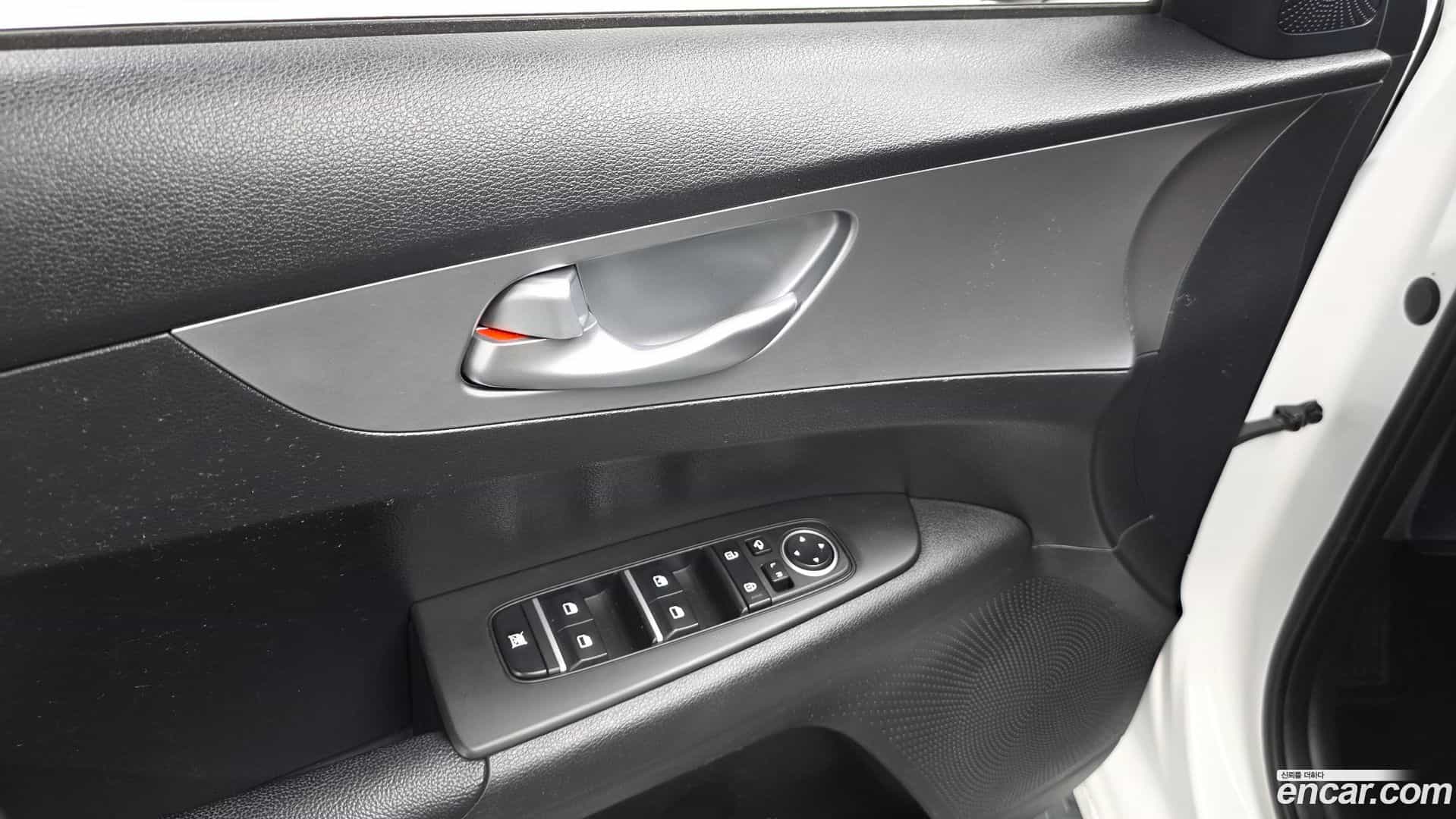 K3 Kia 2022.5-OPTION-041