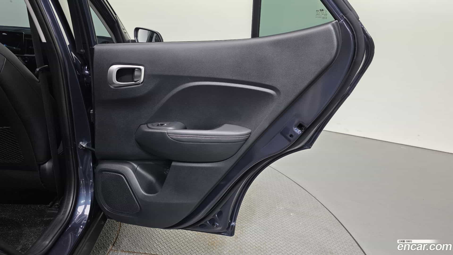Venue Hyundai 2025.6-INNER-035