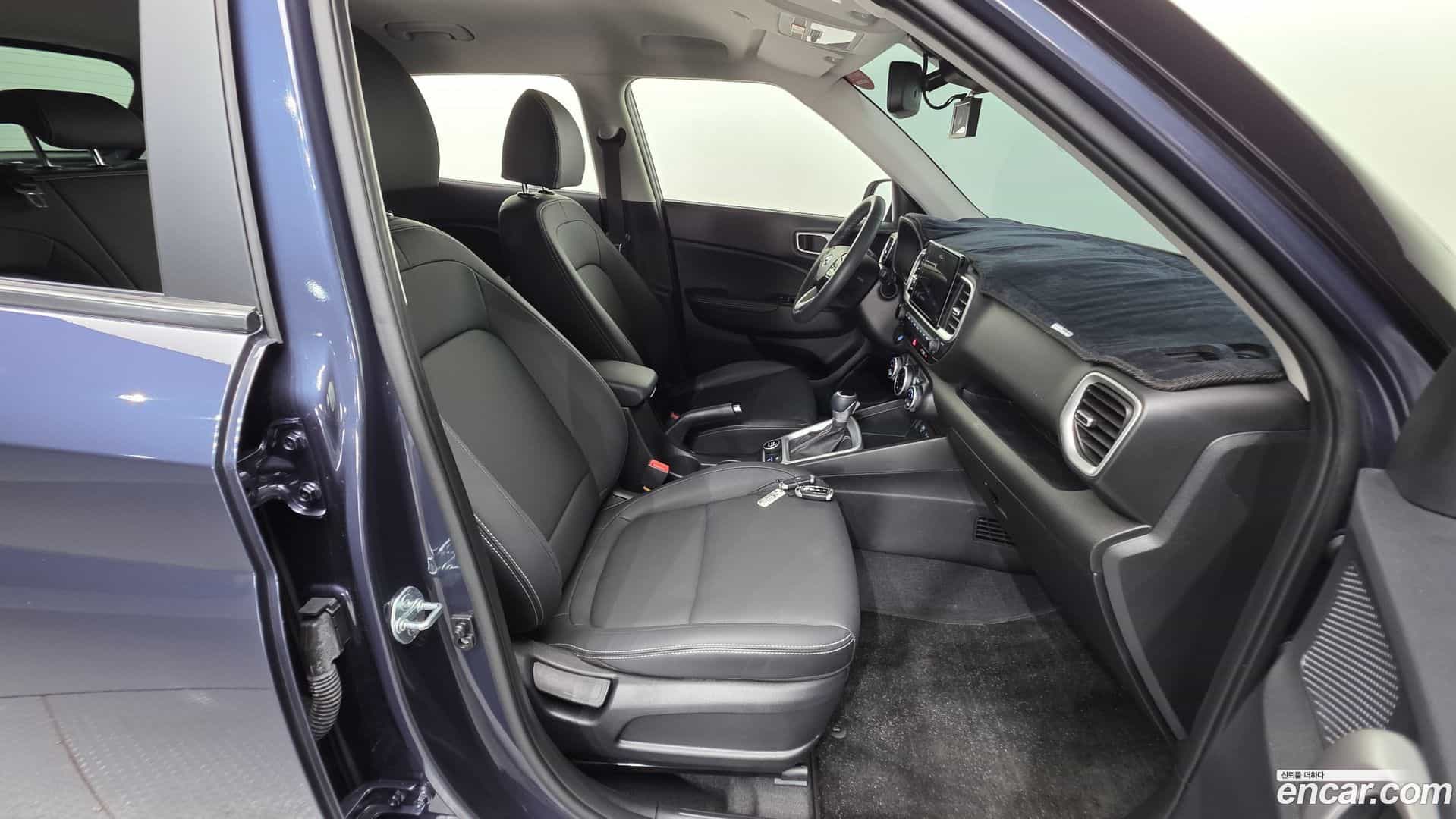 Venue Hyundai 2025.6-INNER-036