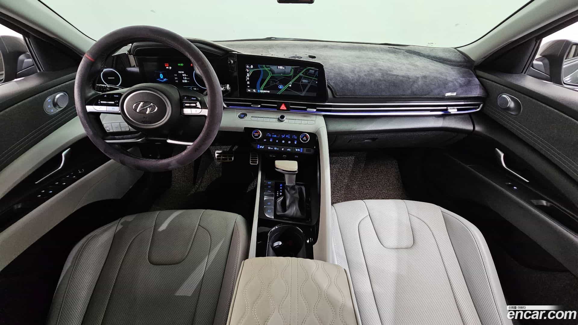 AVANTE Hyundai 2022.2-INNER-007