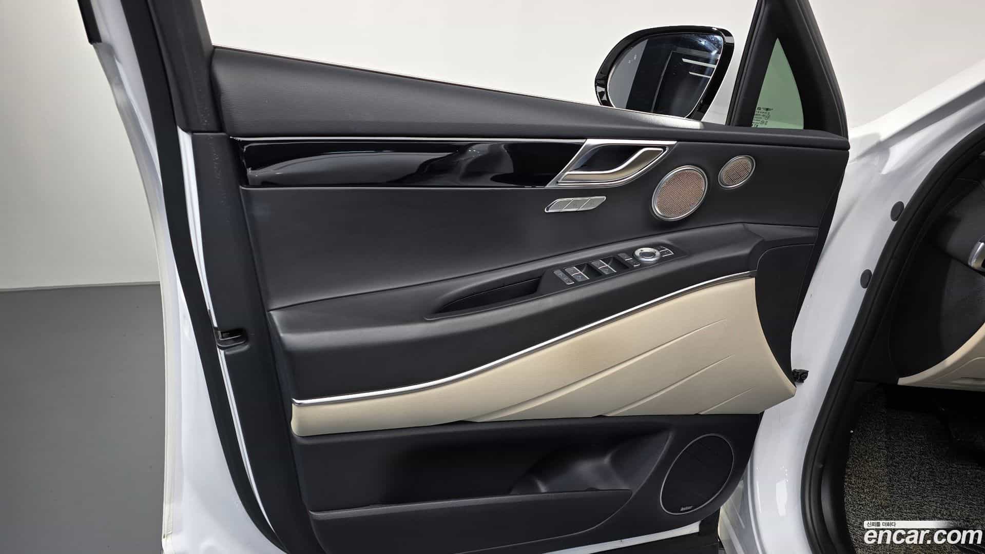 GV80 Genesis 2021.2-INNER-034