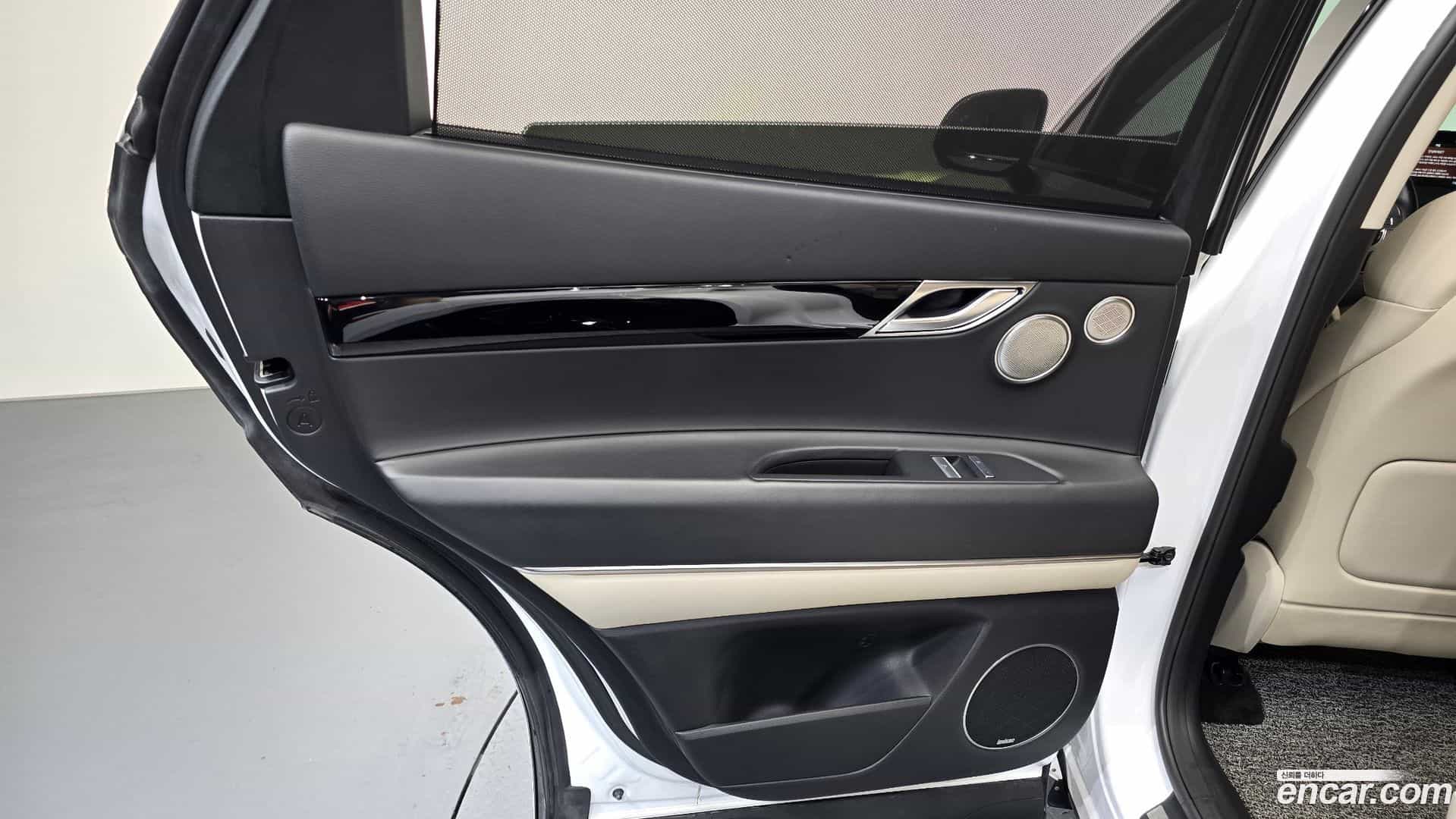 GV80 Genesis 2021.2-INNER-035