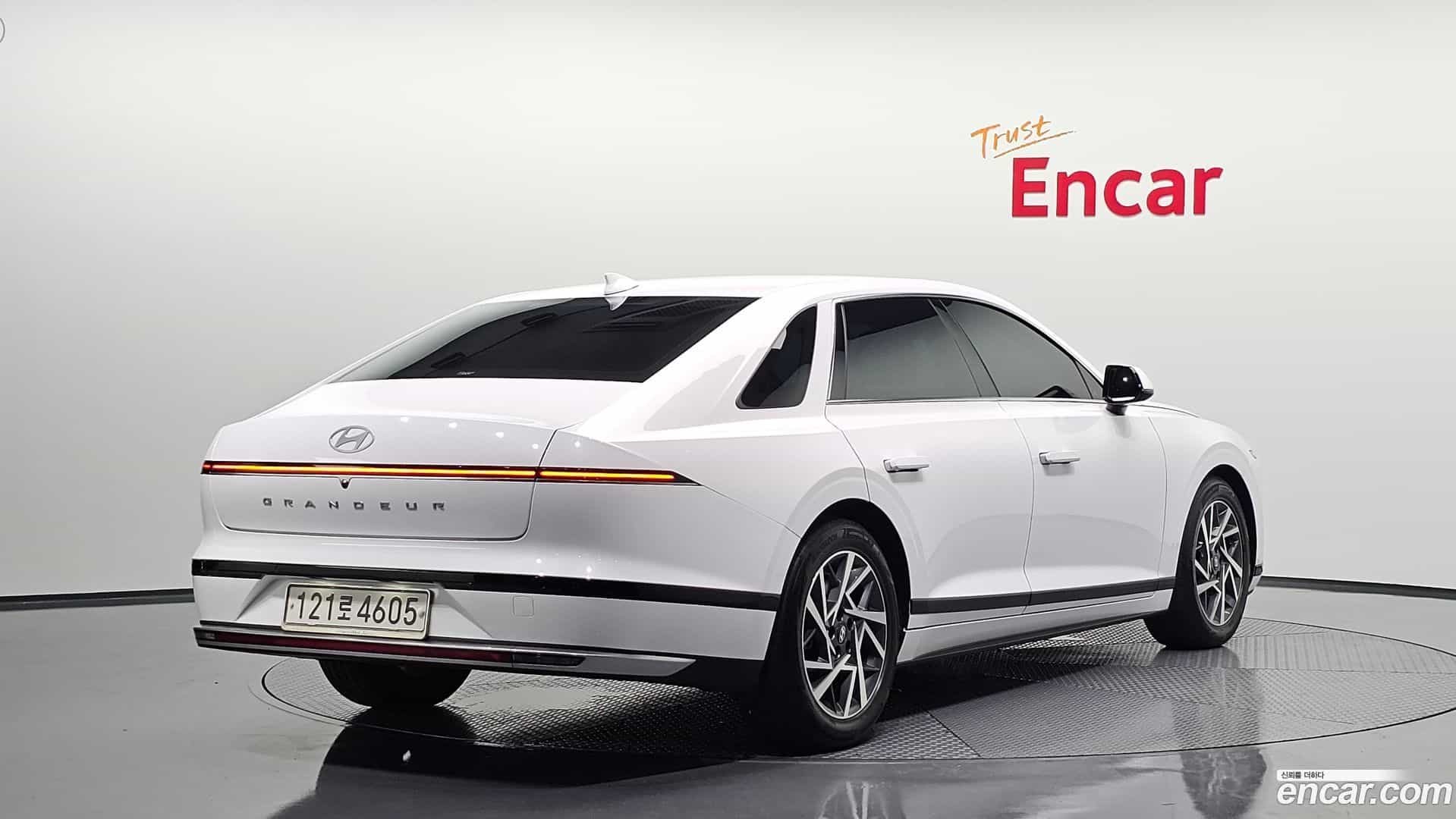 Grandeur Hyundai 2023.5-OUTER-002