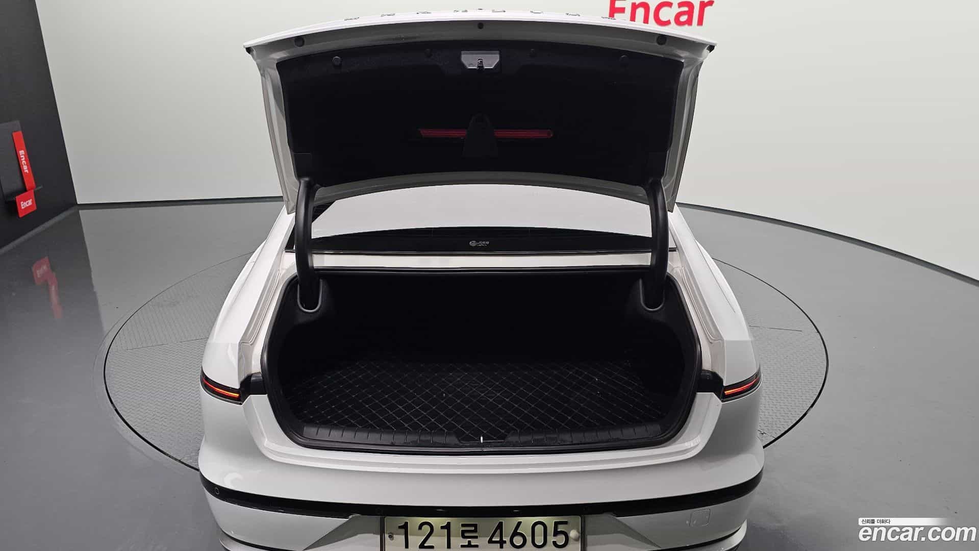 Grandeur Hyundai 2023.5-OPTION-024
