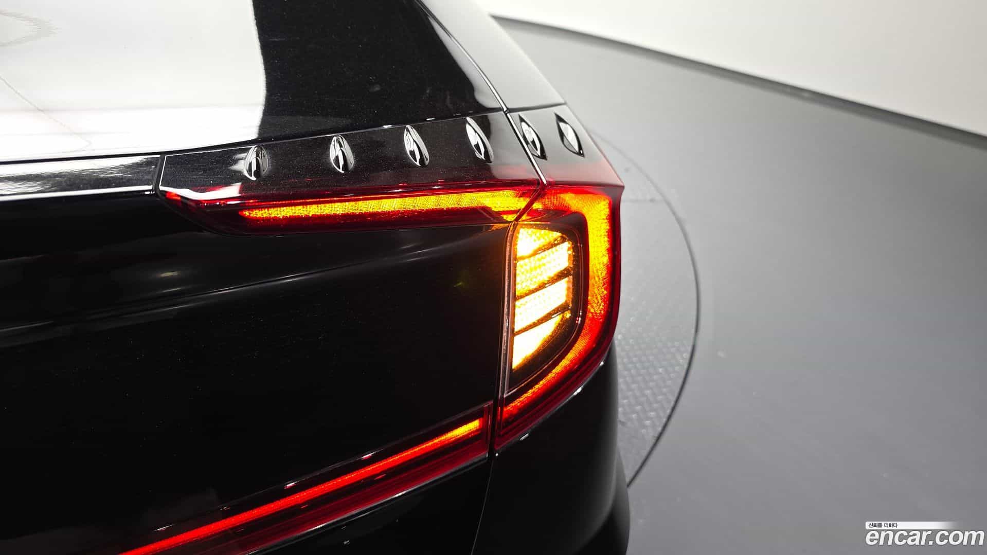 Sonata Hyundai 2023.1-OUTER-033