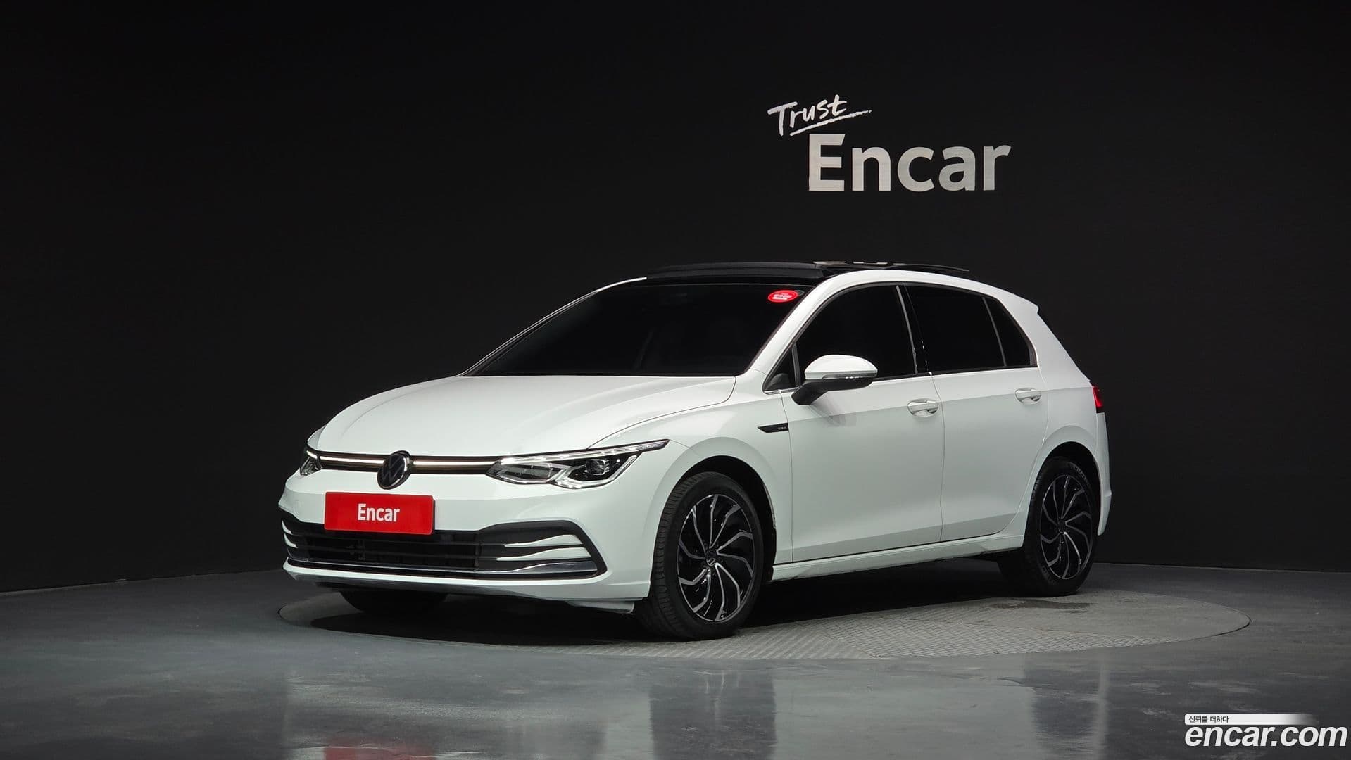 Main__Slider__Photo:Golf Volkswagen 2022.1-0