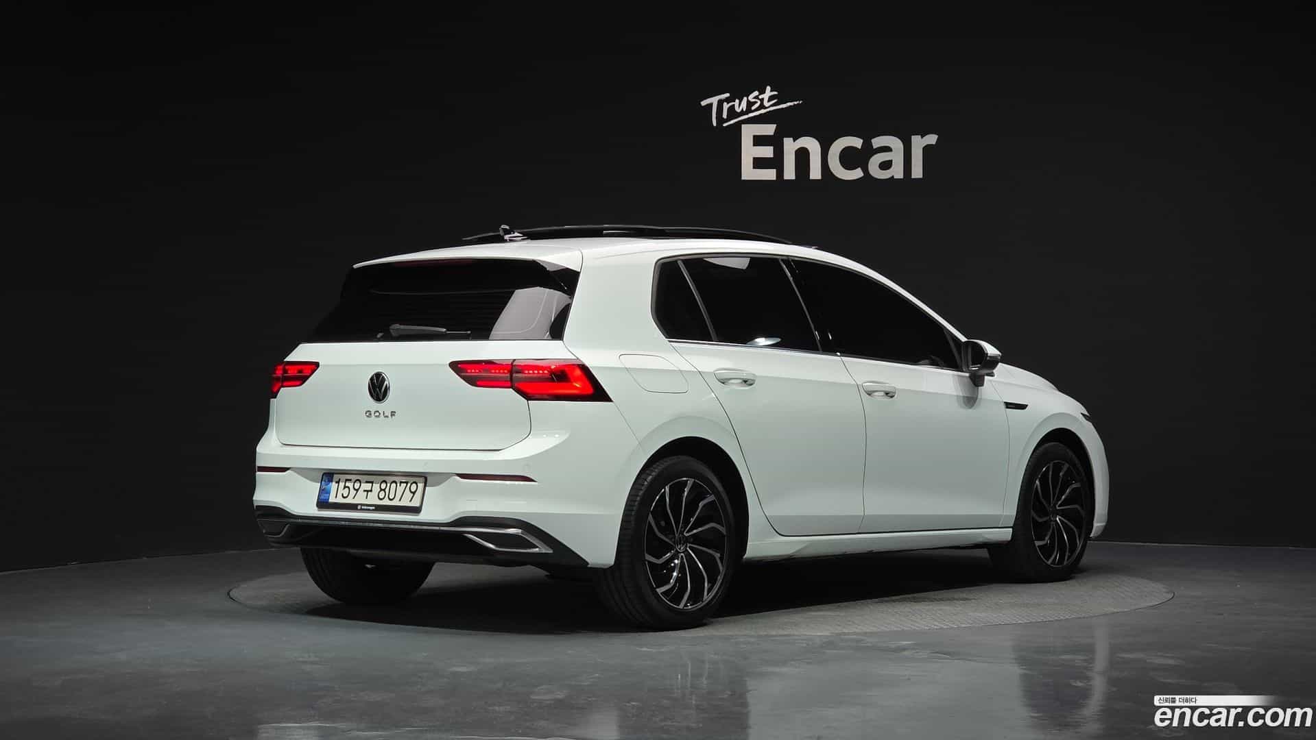 Golf Volkswagen 2022.1-OUTER-002
