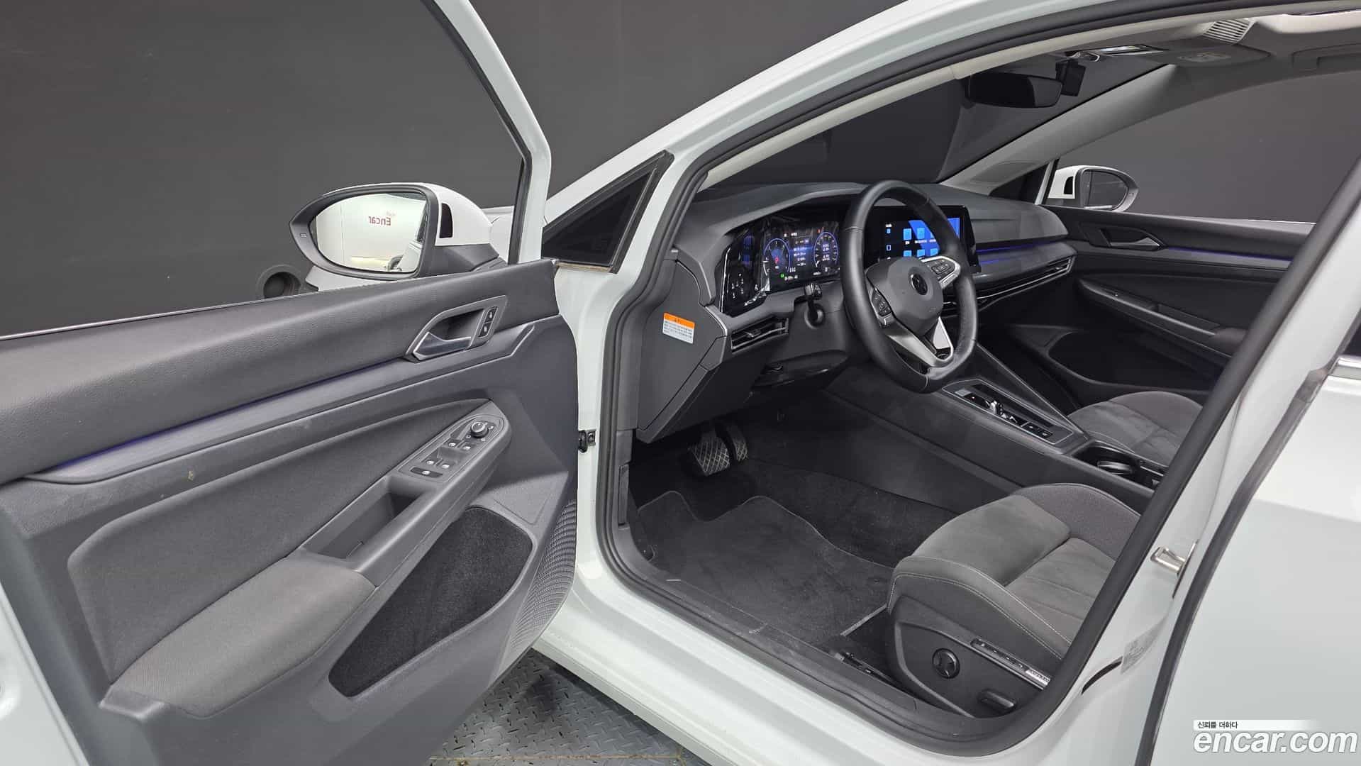 Golf Volkswagen 2022.1-INNER-010