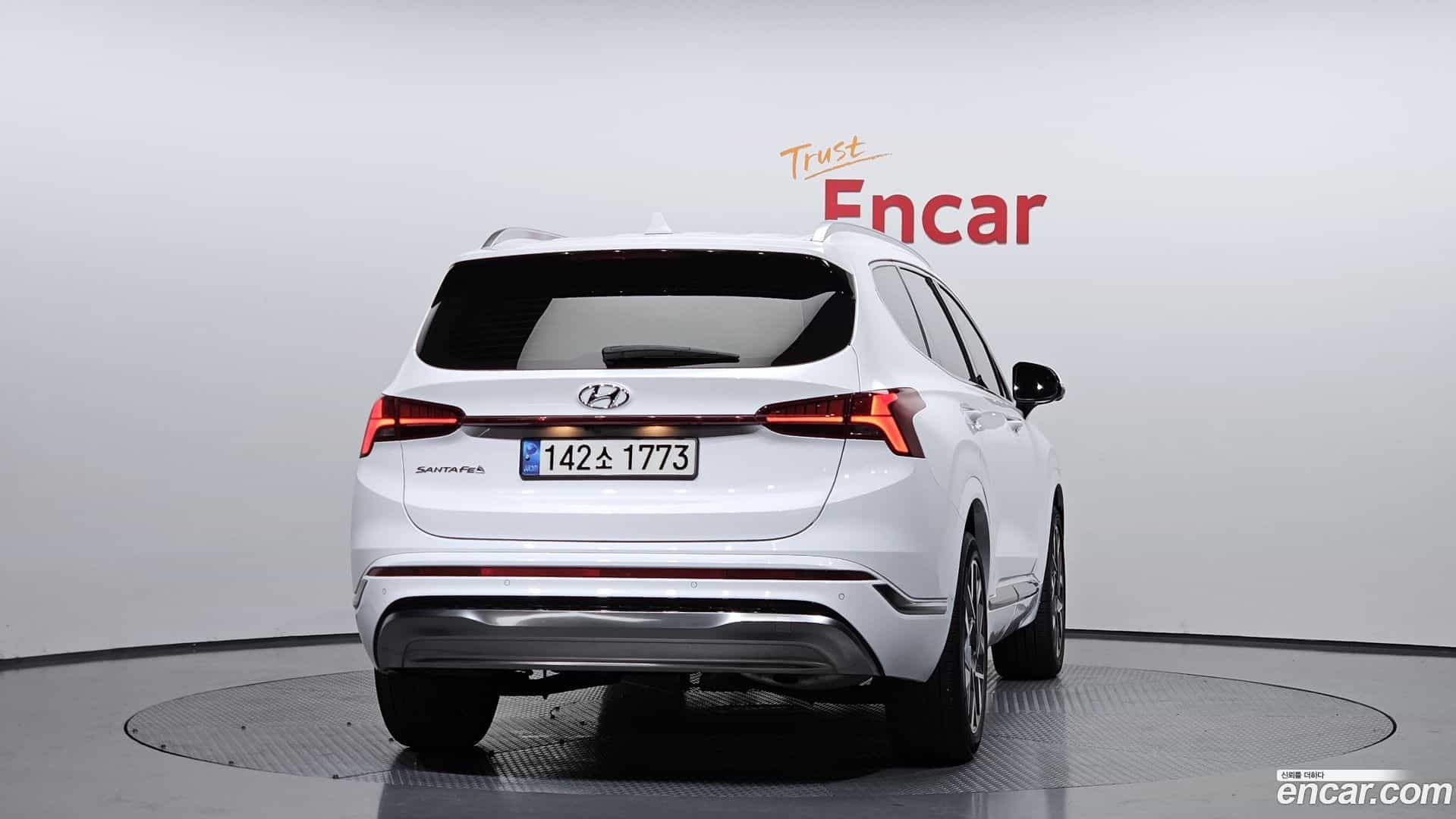 Santafe Hyundai 2022.2-OUTER-004
