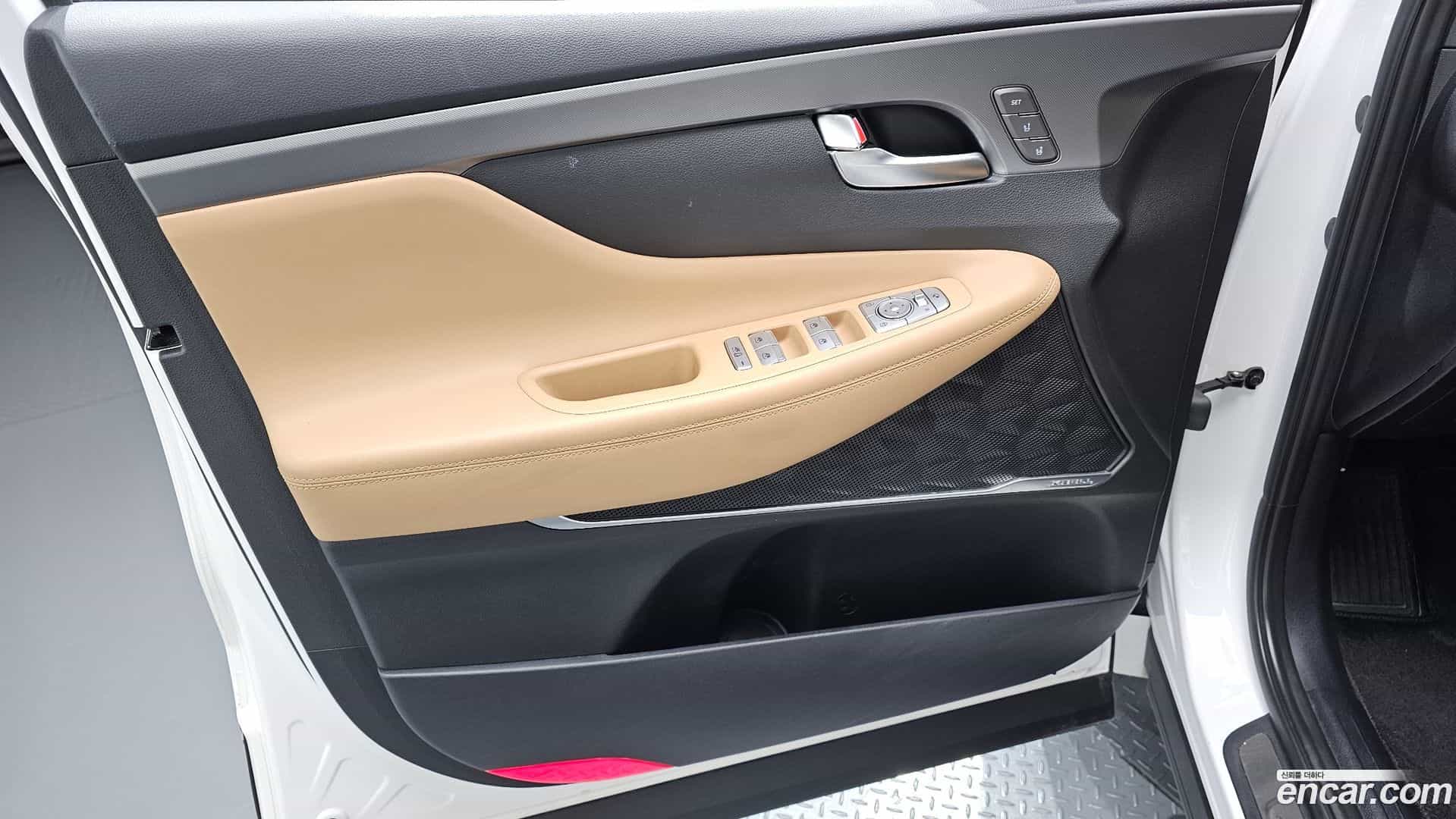 Santafe Hyundai 2022.2-INNER-034