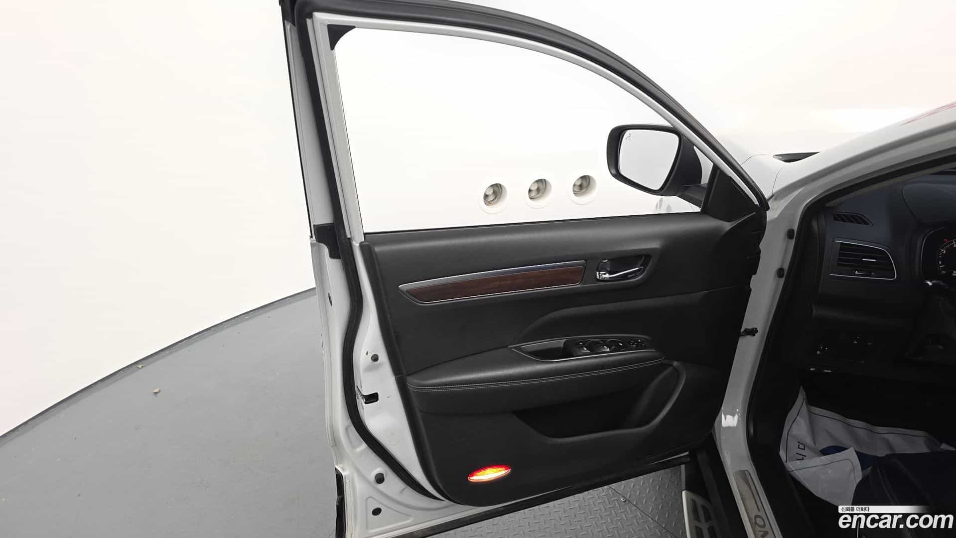 QM6 Renault Korea 2020.1-INNER-034