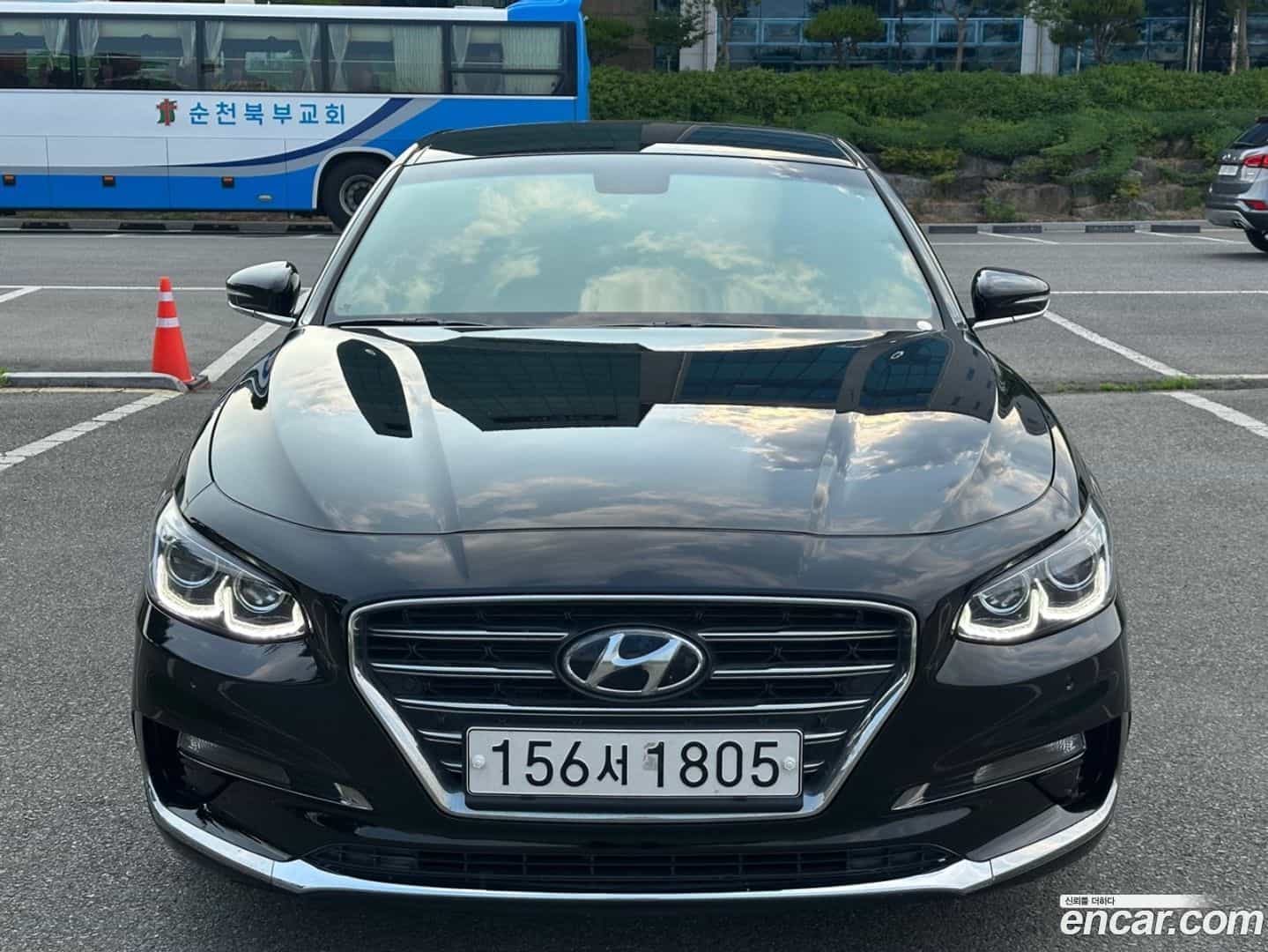 Grandeur Hyundai 2017.8-OUTER-001