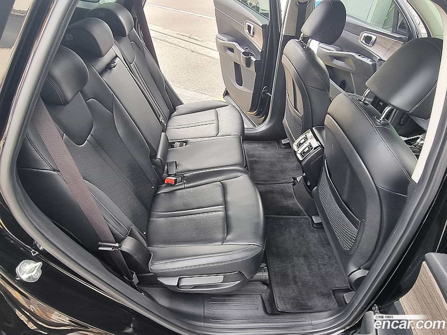 Sorento Kia 2023.4-INNER-009