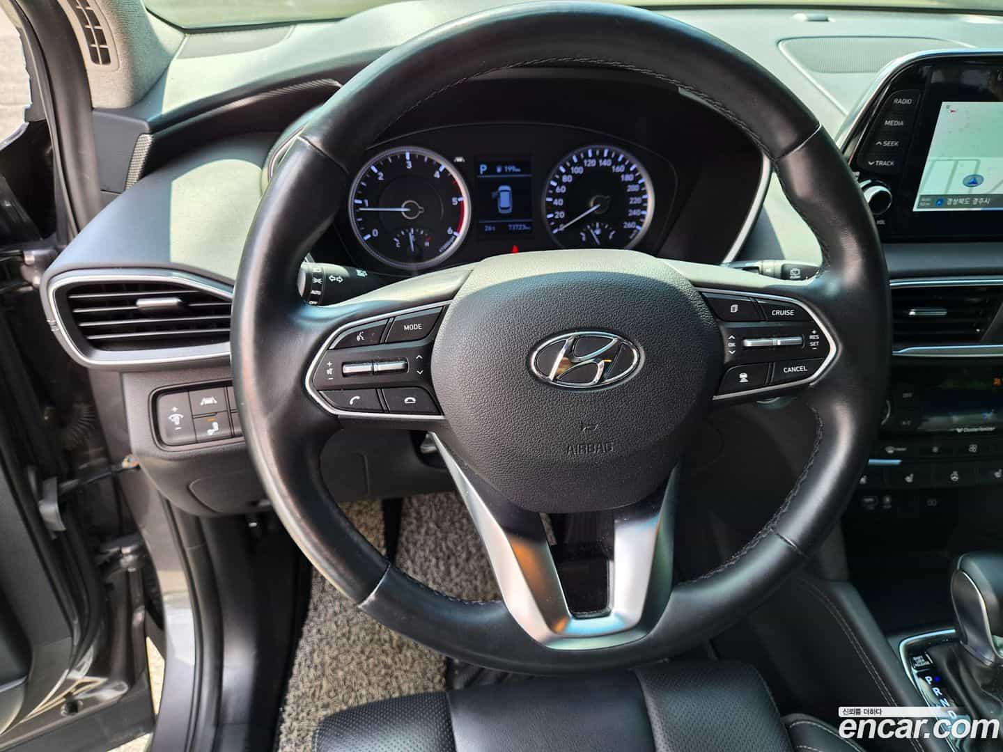 Santafe Hyundai 2019.5-OPTION-021