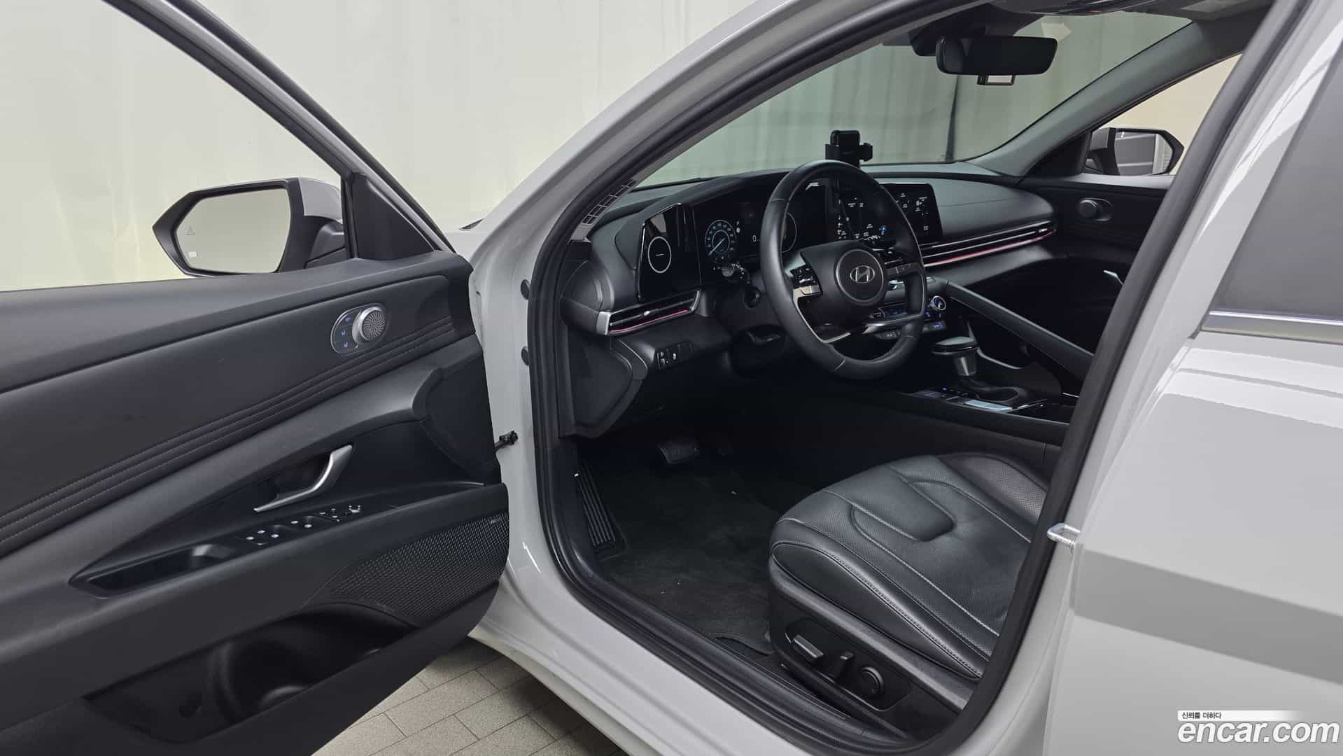 AVANTE Hyundai 2023.7-INNER-010