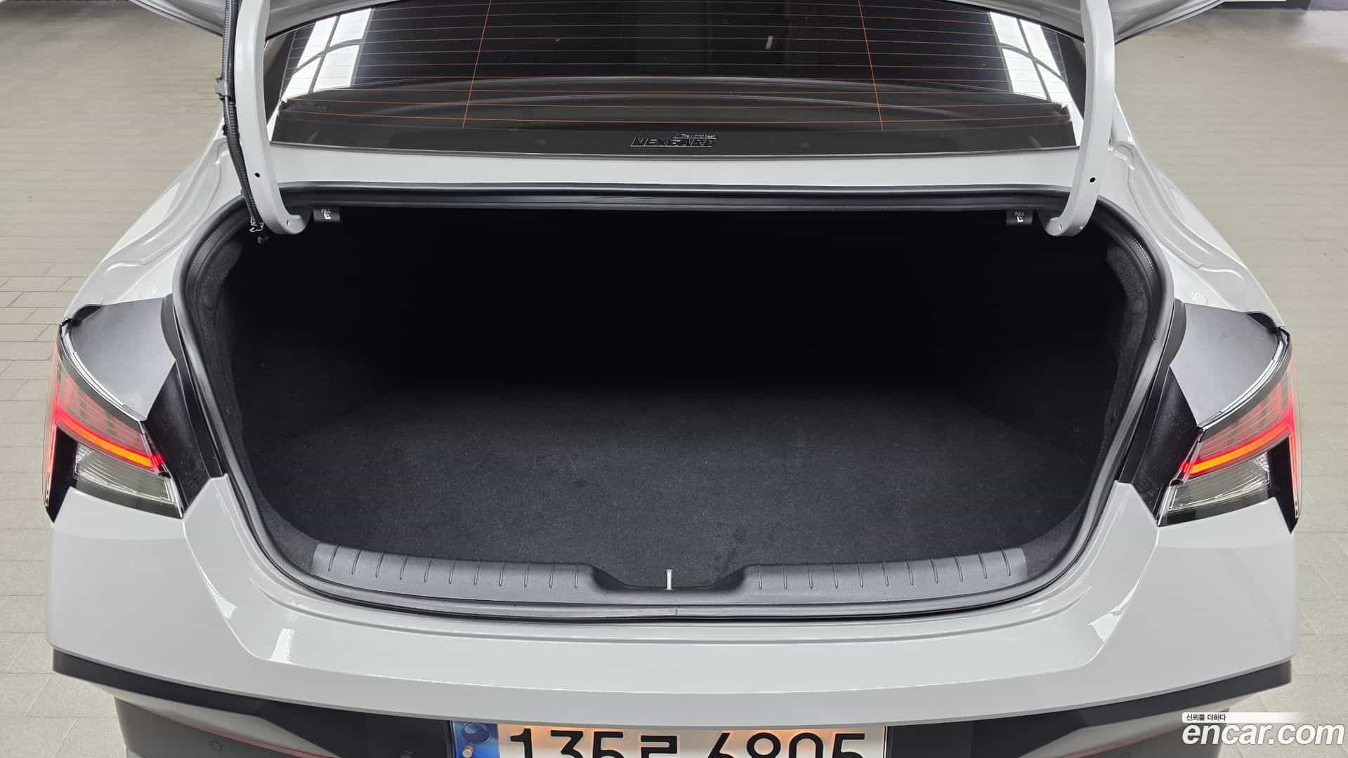 AVANTE Hyundai 2023.7-OPTION-024