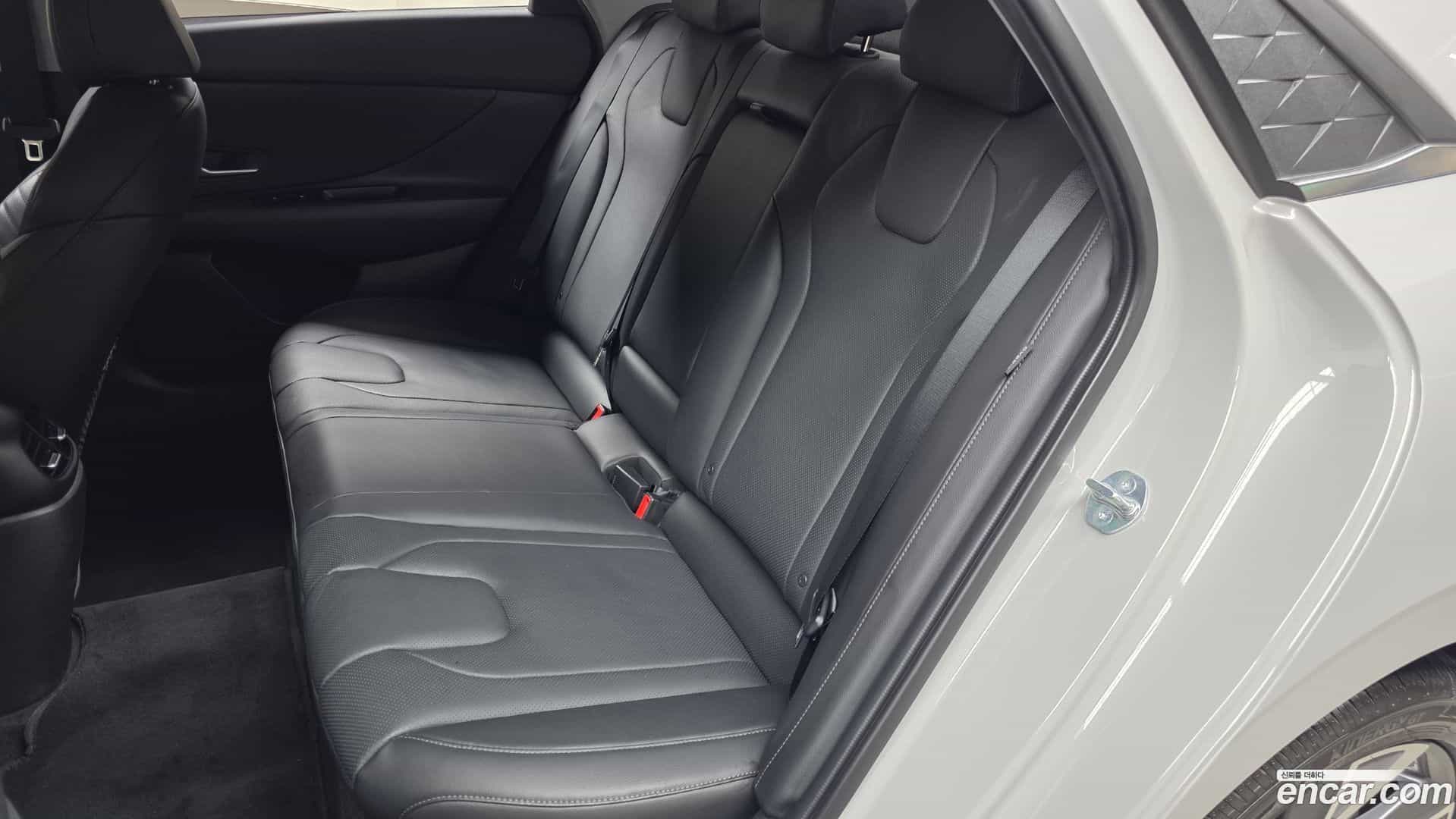AVANTE Hyundai 2023.7-INNER-036