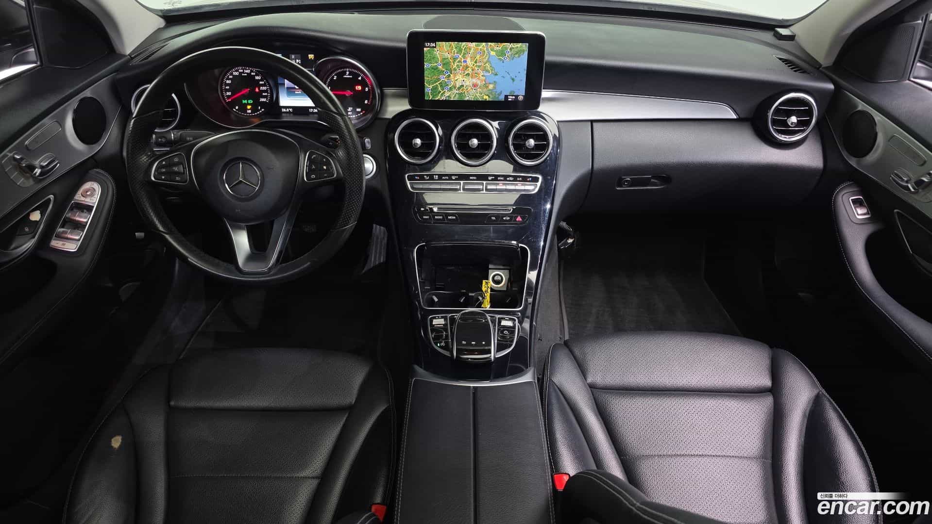 C-Class Mercedes-Benz 2016.10-INNER-007