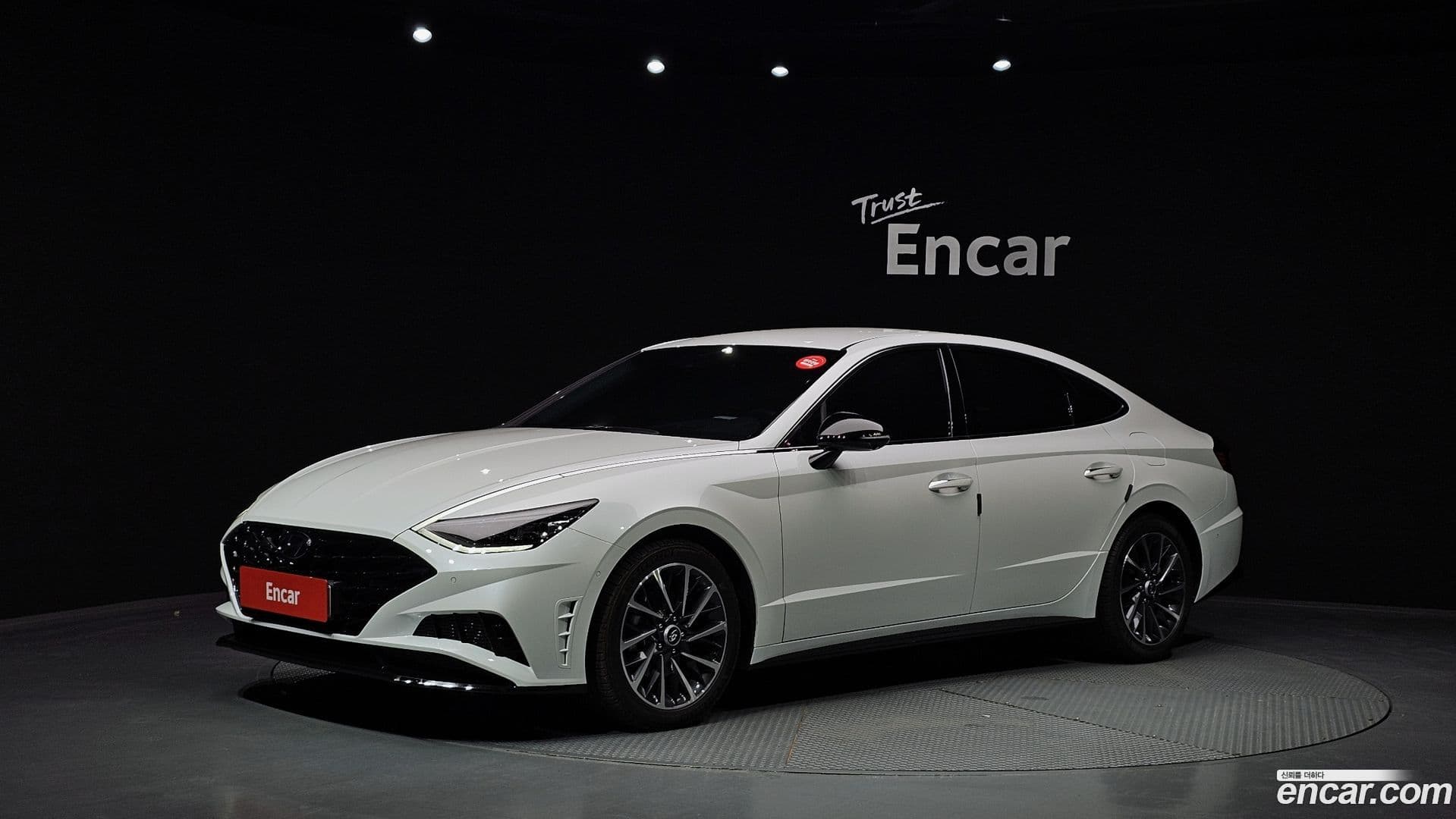 Main__Slider__Photo:Sonata Hyundai 2022.4-0