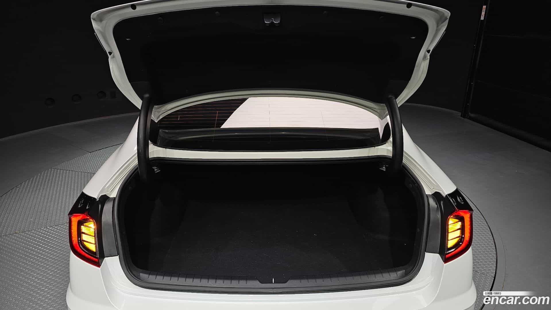 Sonata Hyundai 2022.4-OPTION-023