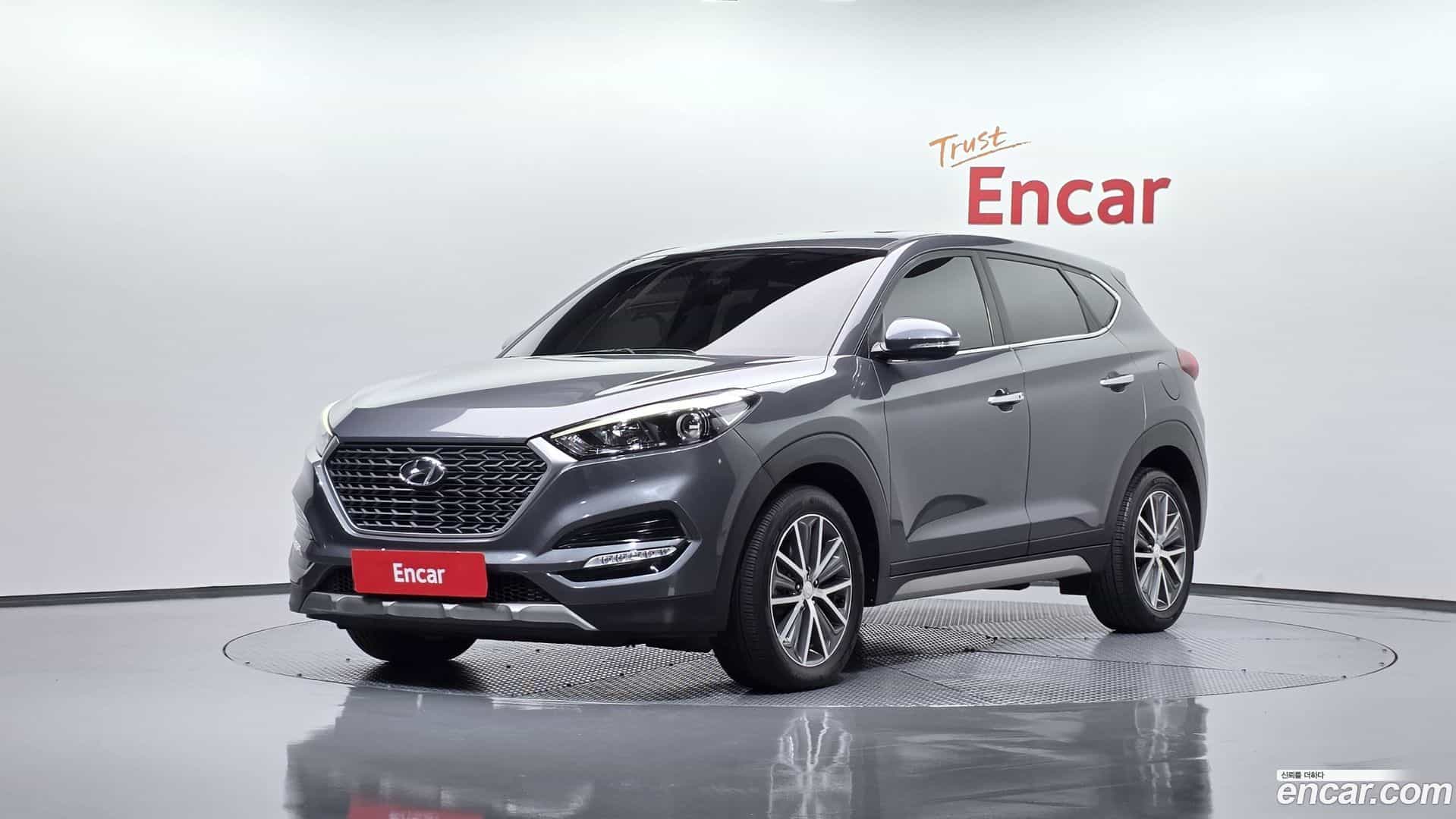 Tucson Hyundai 2016.4-OUTER-001