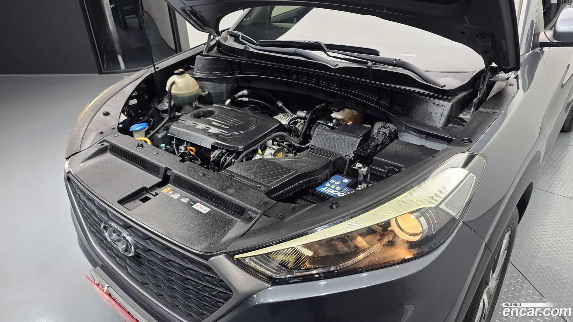 Tucson Hyundai 2016.4-OUTER-006