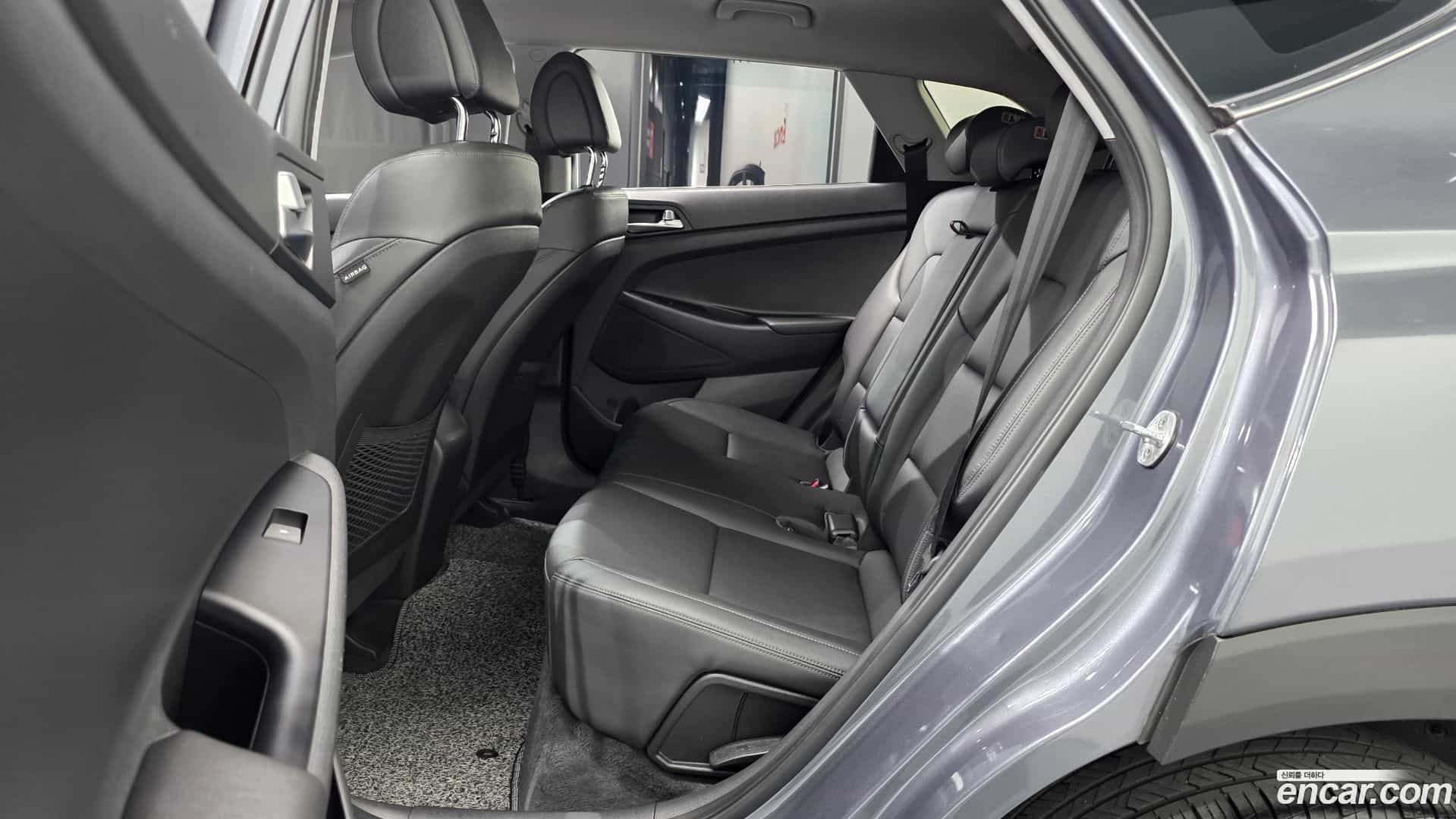 Tucson Hyundai 2016.4-OPTION-016