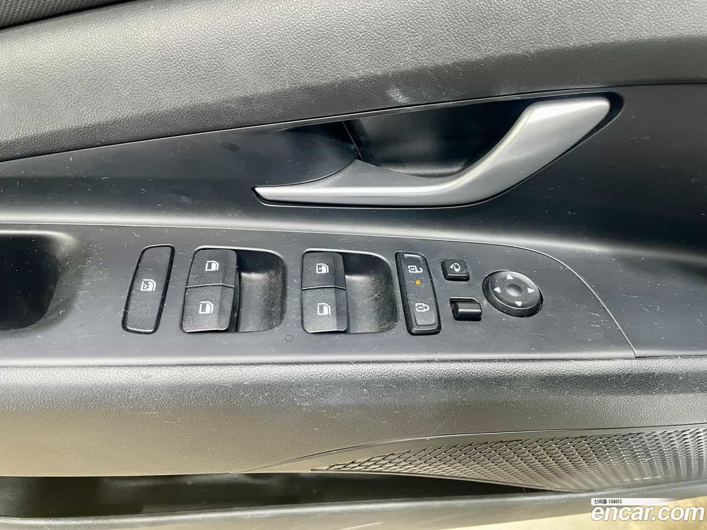 AVANTE Hyundai 2023.7-OPTION-019