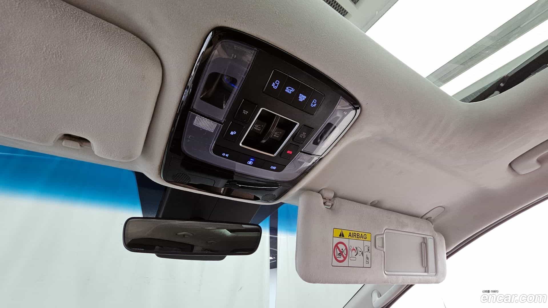 Staria Hyundai 2021.6-OPTION-021