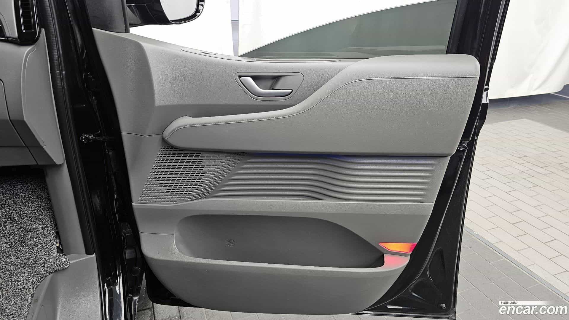 Staria Hyundai 2021.6-INNER-035