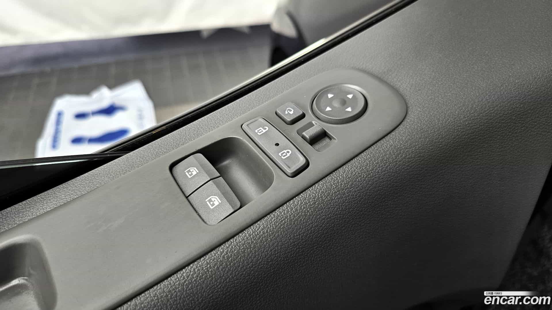 Staria Hyundai 2021.6-OPTION-042