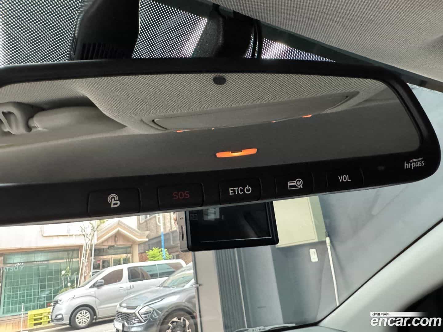 AVANTE Hyundai 2018.9-OPTION-015