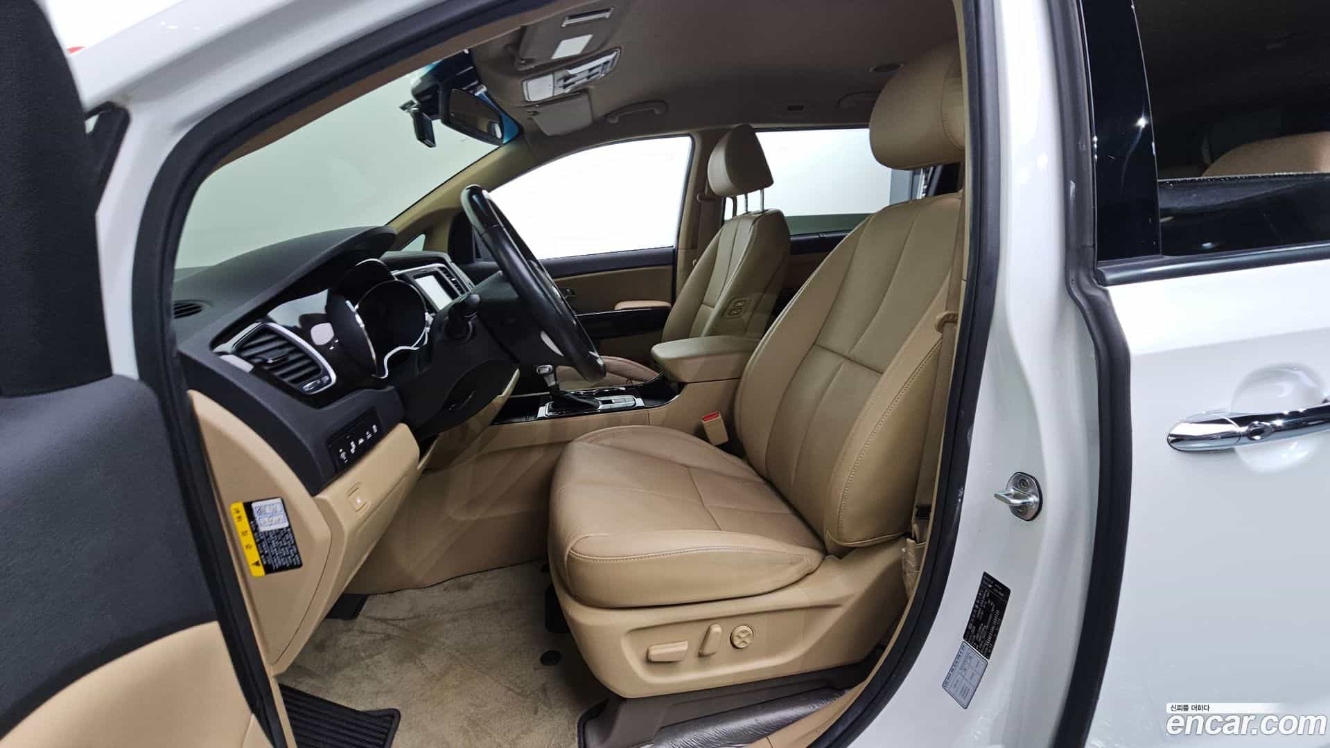 Canival Kia 2020.5-INNER-010