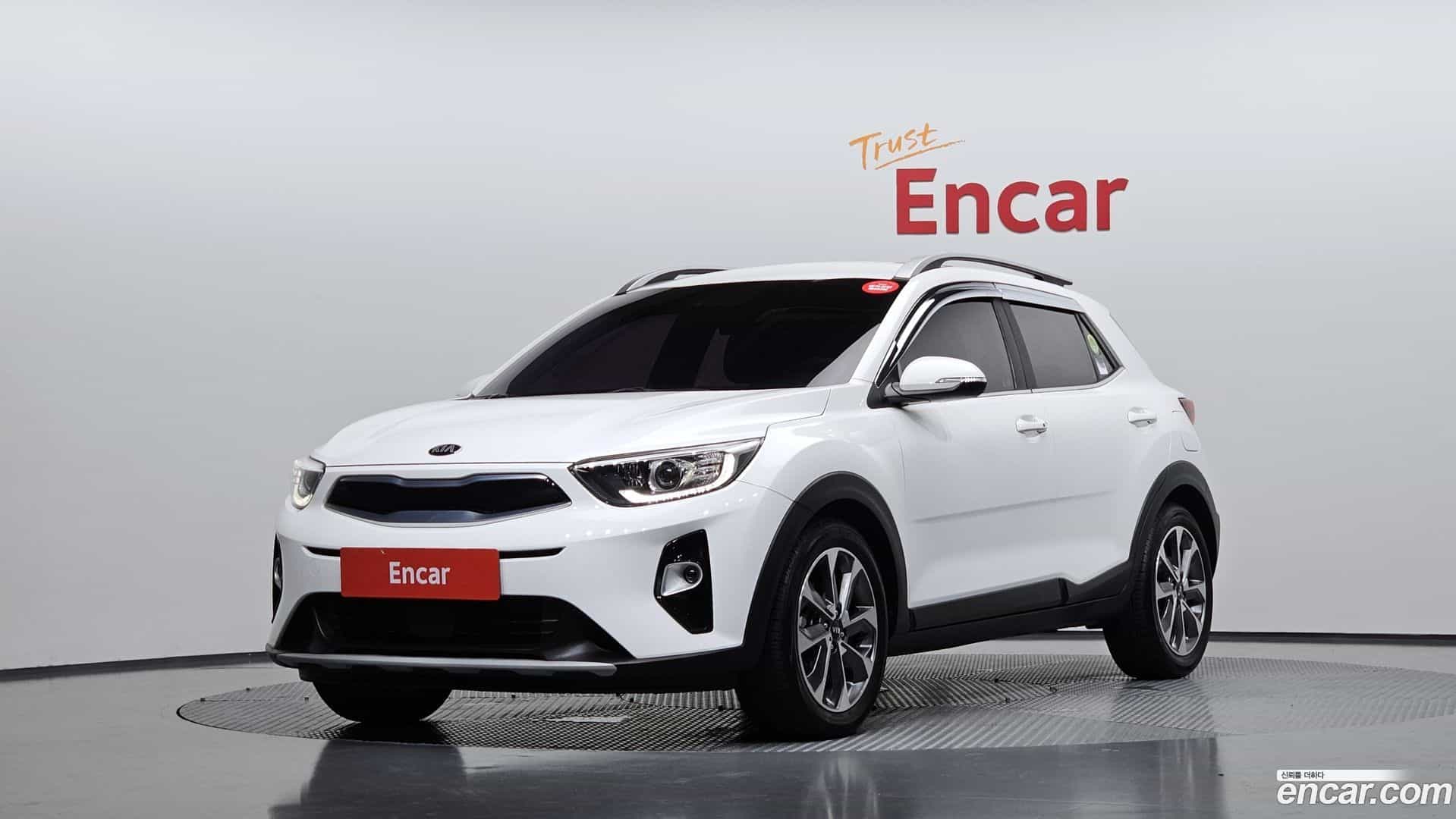 Stonic Kia 2019.8-OUTER-001