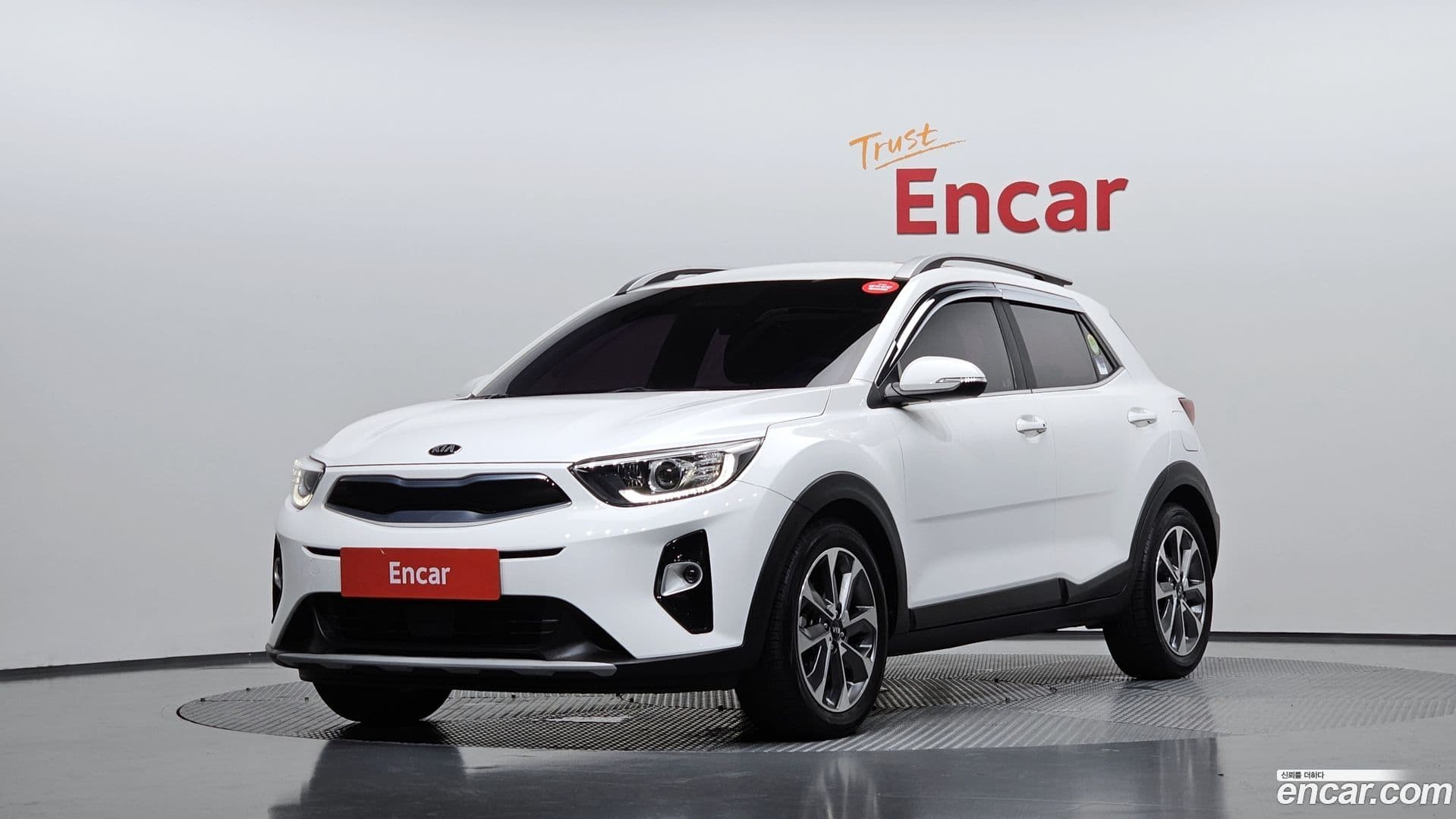 Main__Slider__Photo:Stonic Kia 2019.8-0