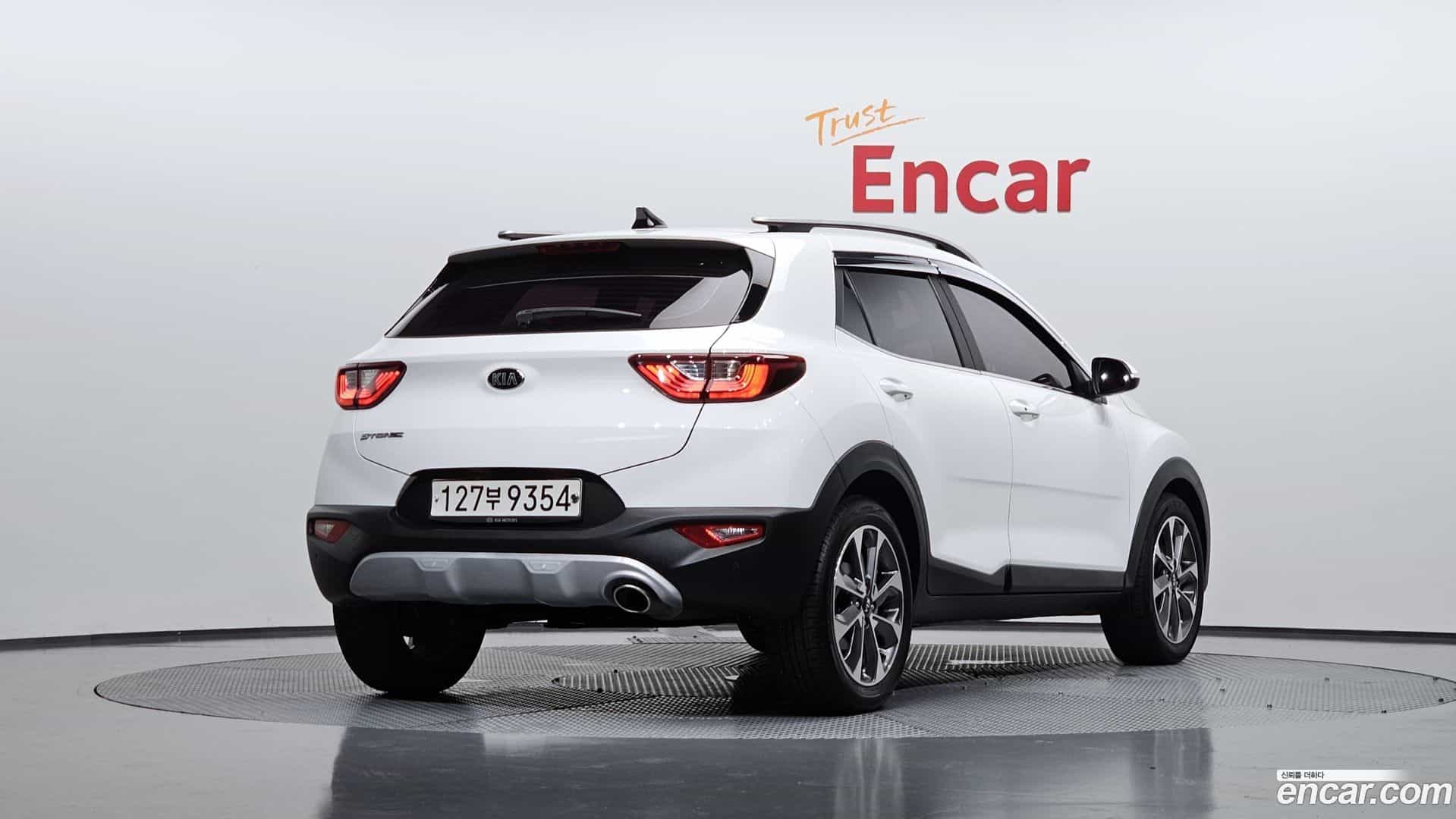 Stonic Kia 2019.8-OUTER-002