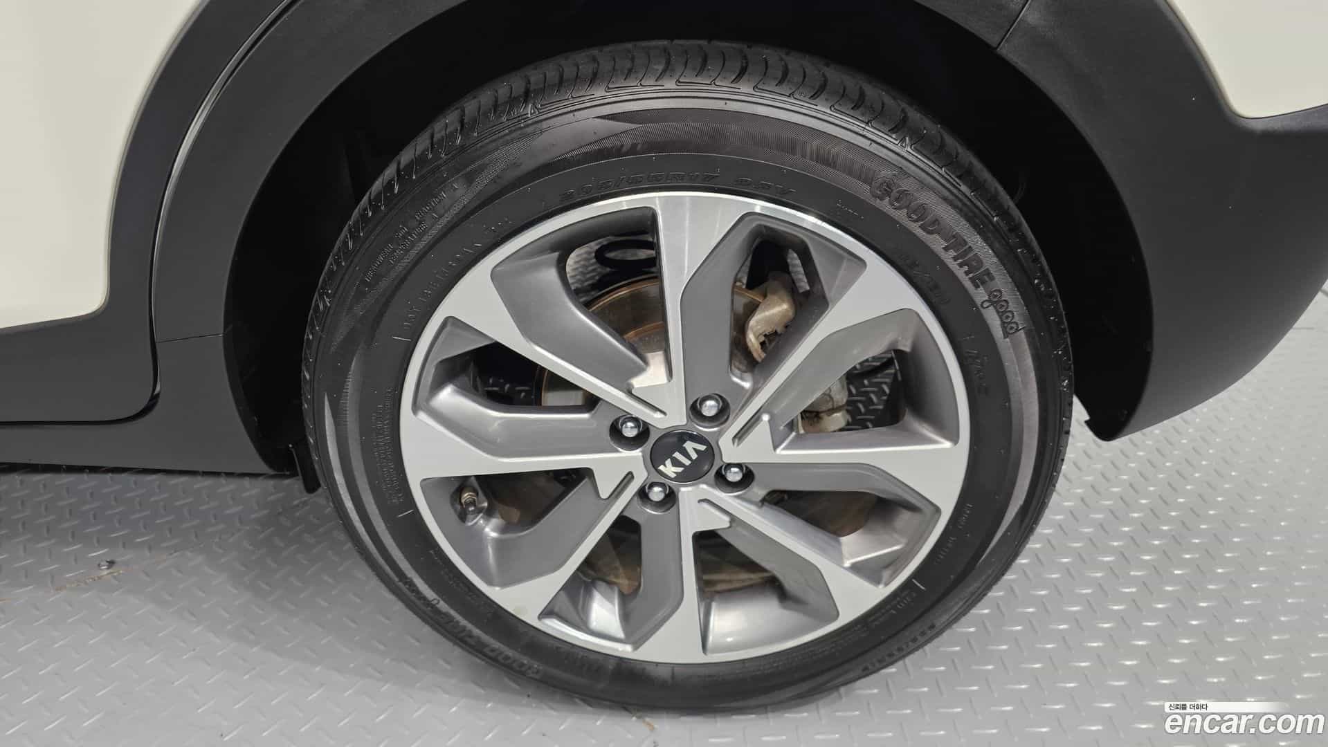 Stonic Kia 2019.8-OUTER-031