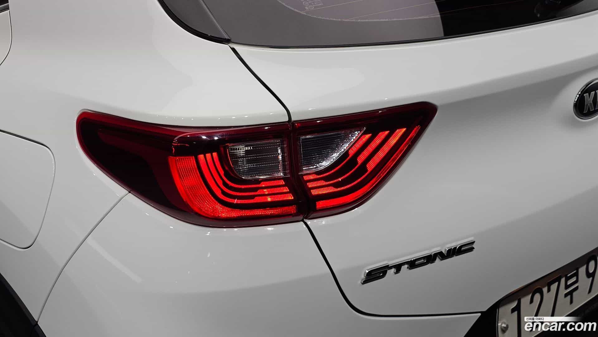 Stonic Kia 2019.8-OUTER-033