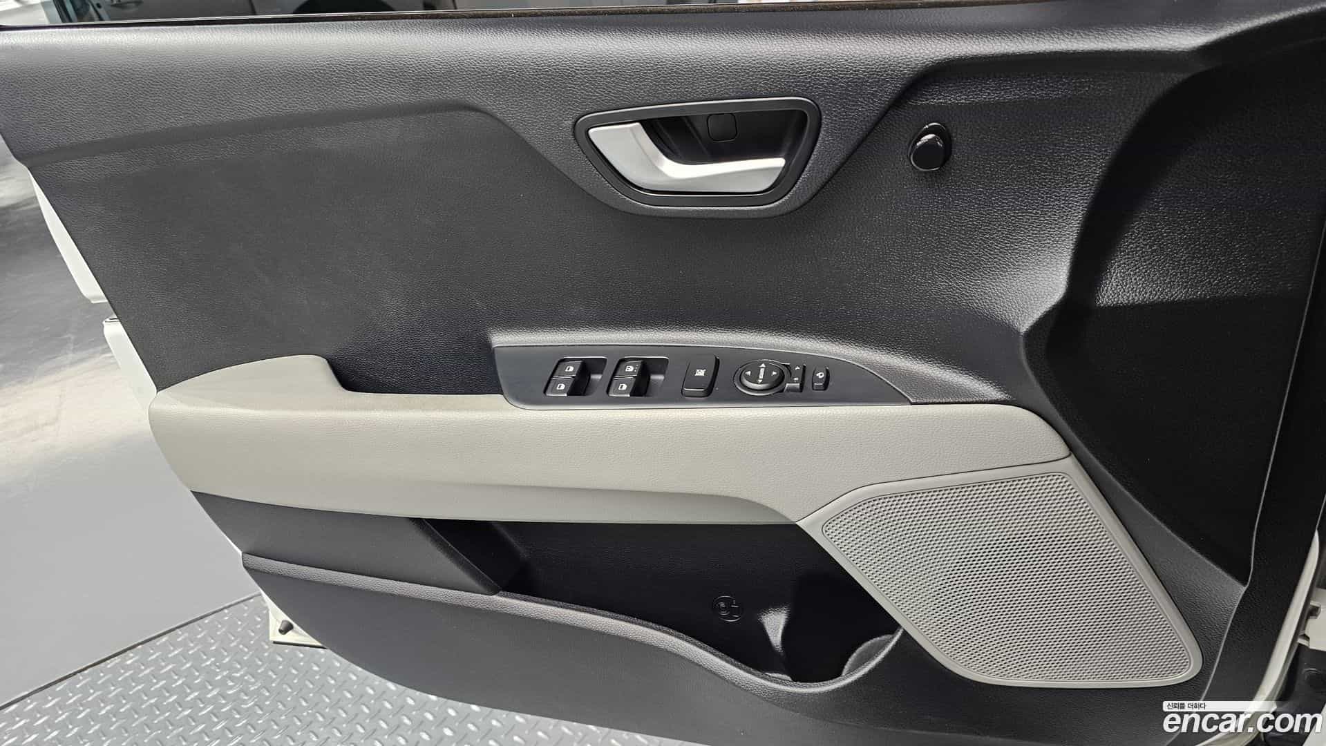 Stonic Kia 2019.8-INNER-034