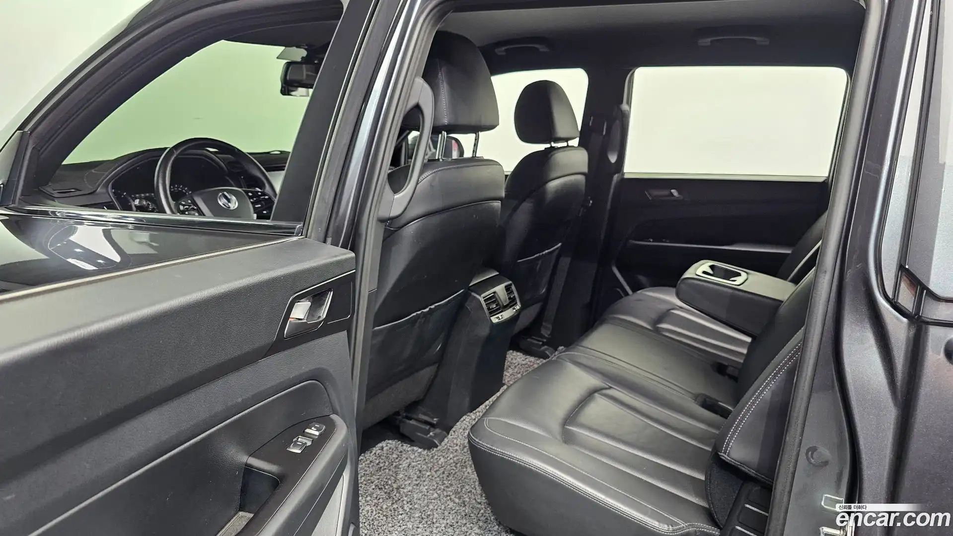 Rexton KG Mobility 2021.1-OPTION-015