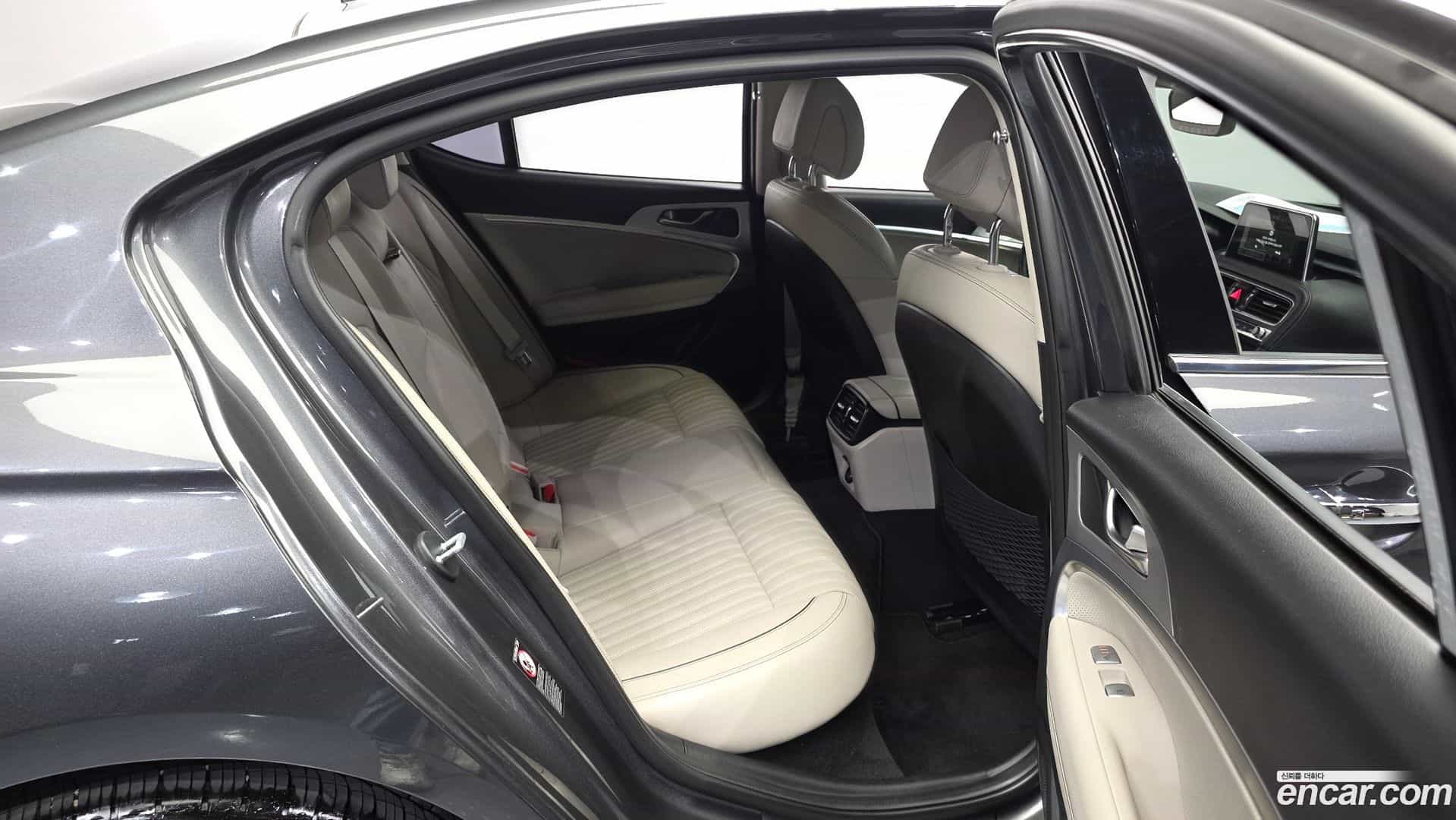 G70 Genesis 2018.2-OPTION-015