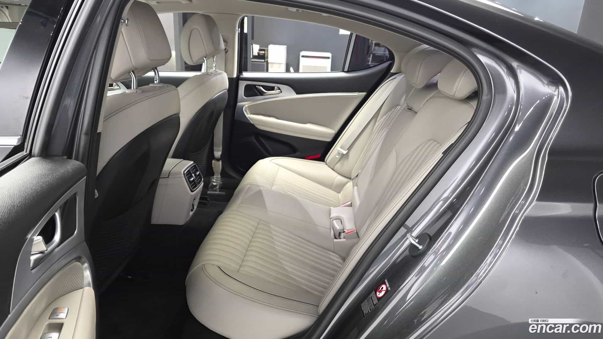 G70 Genesis 2018.2-OPTION-016