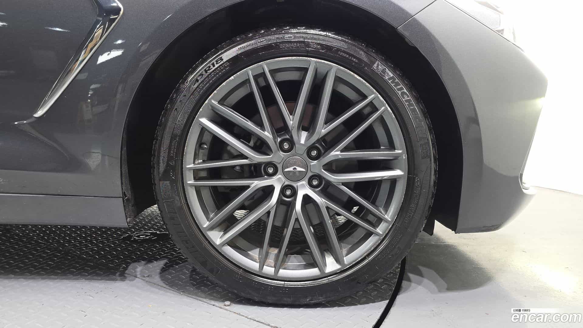 G70 Genesis 2018.2-OUTER-031