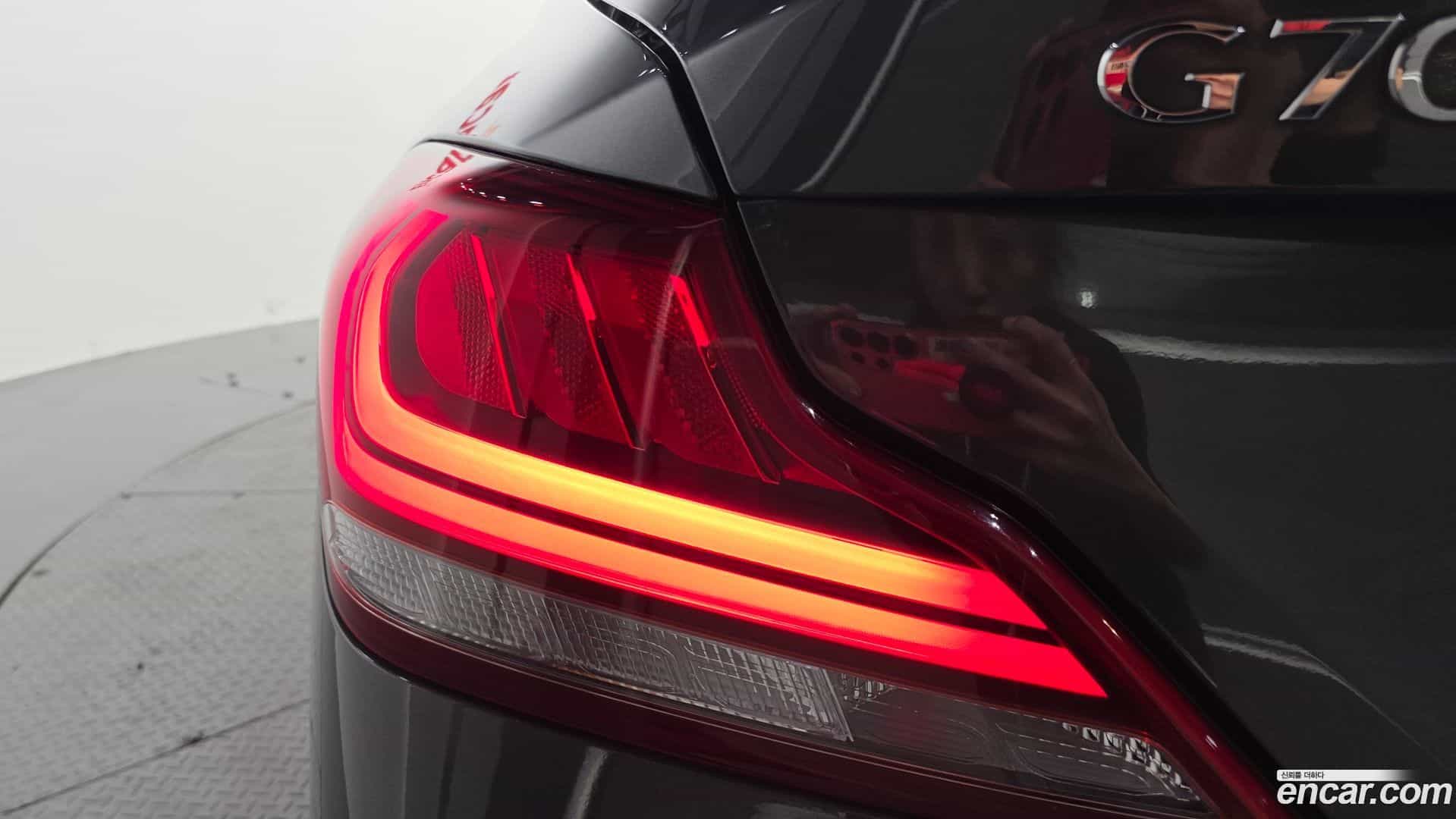 G70 Genesis 2018.2-OUTER-033